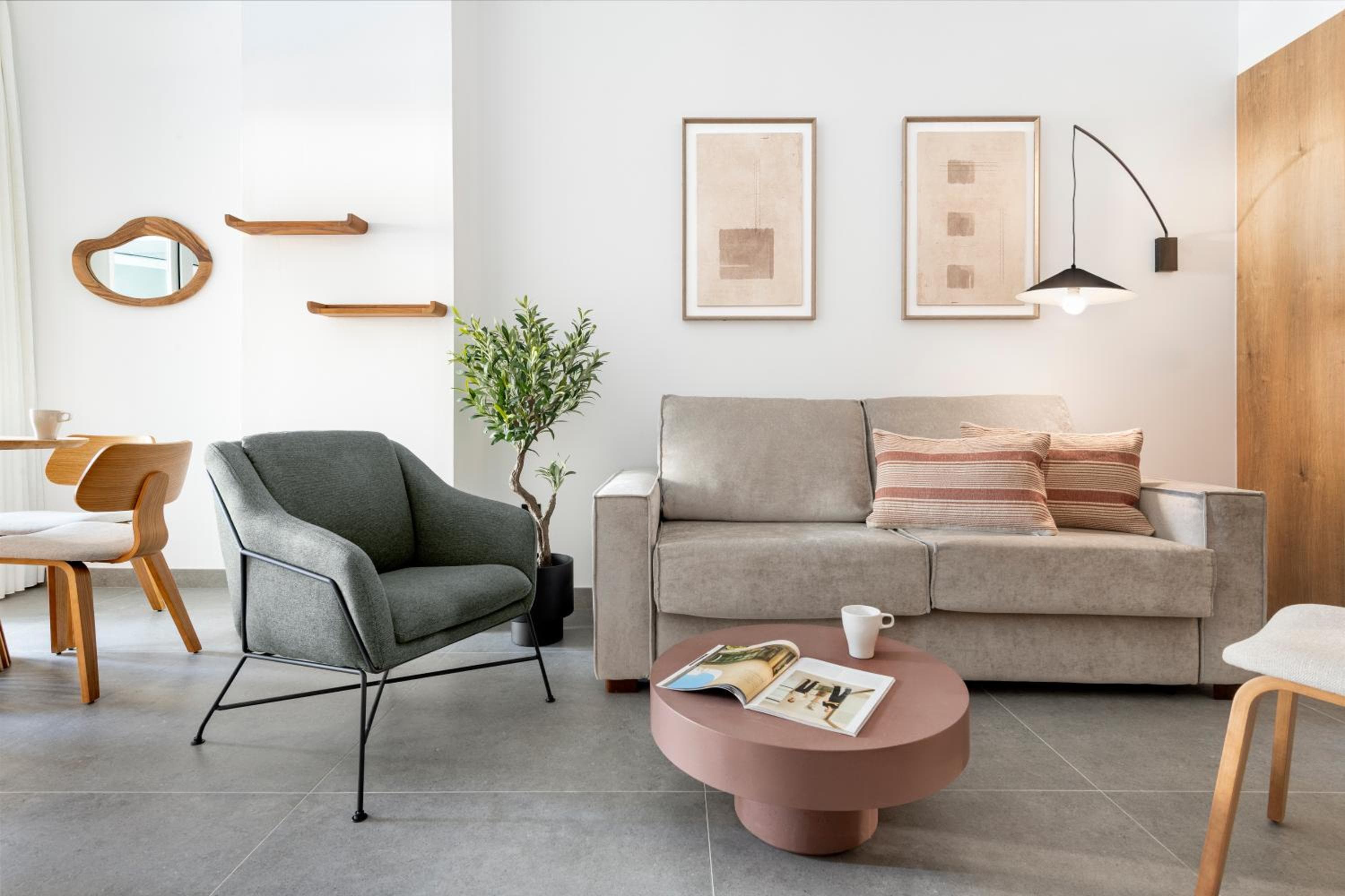 Magno Urban Suites Rafael Salas, Seville