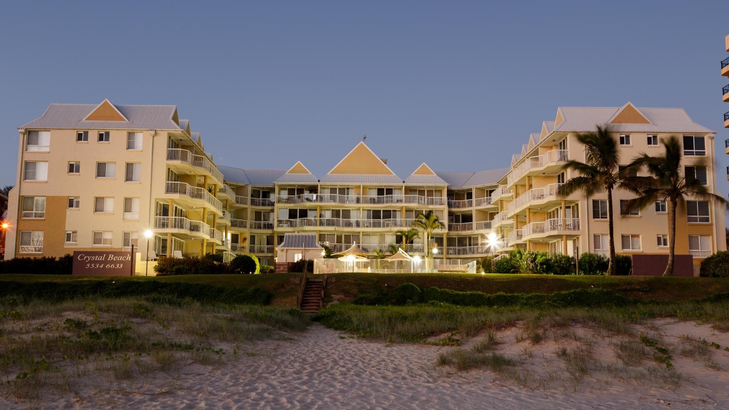 Crystal Beachfront Apartments, Gold Coast