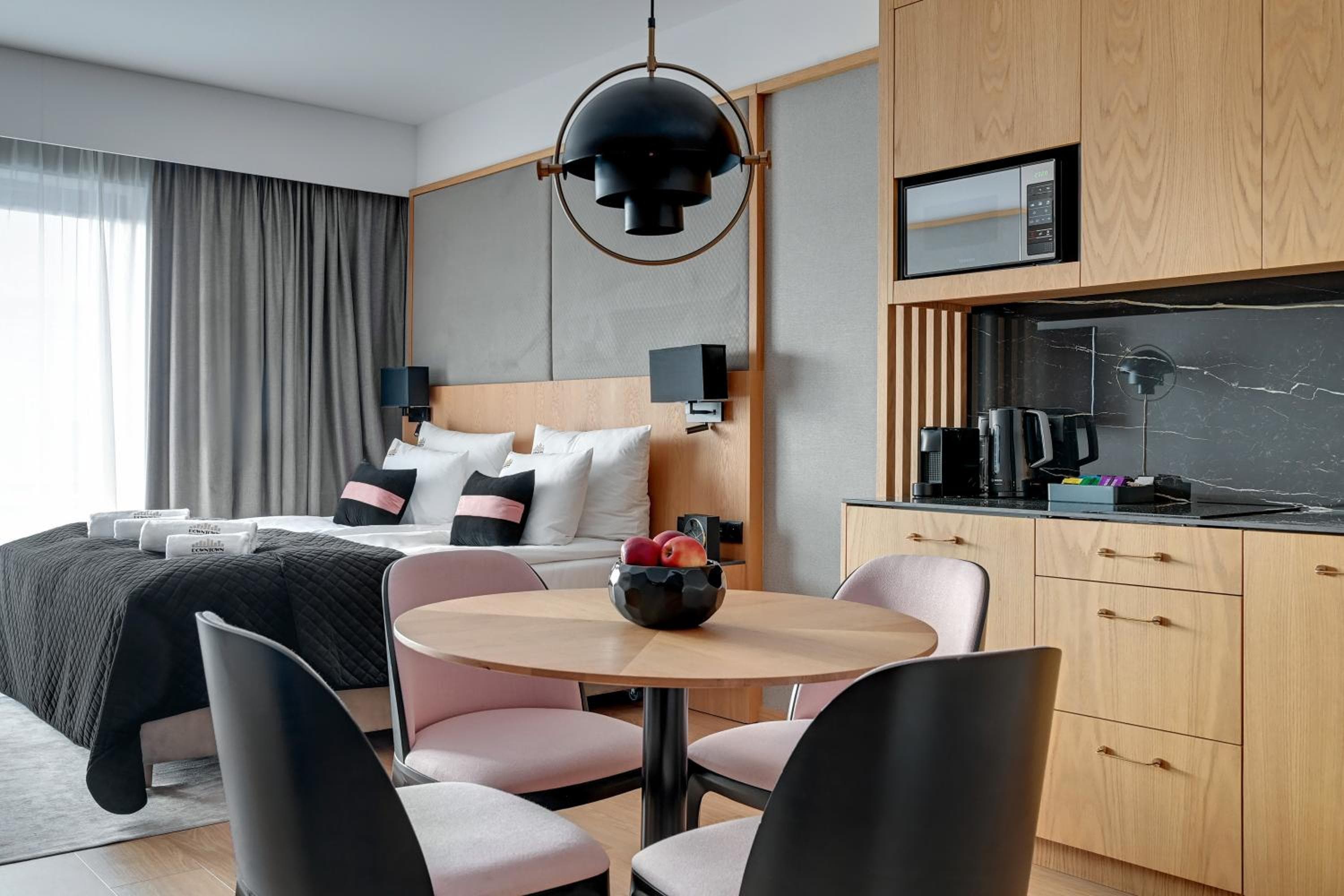 DEO PLAZA Suites & Riverside by Downtown Apartments, Gdańsk, photo 6