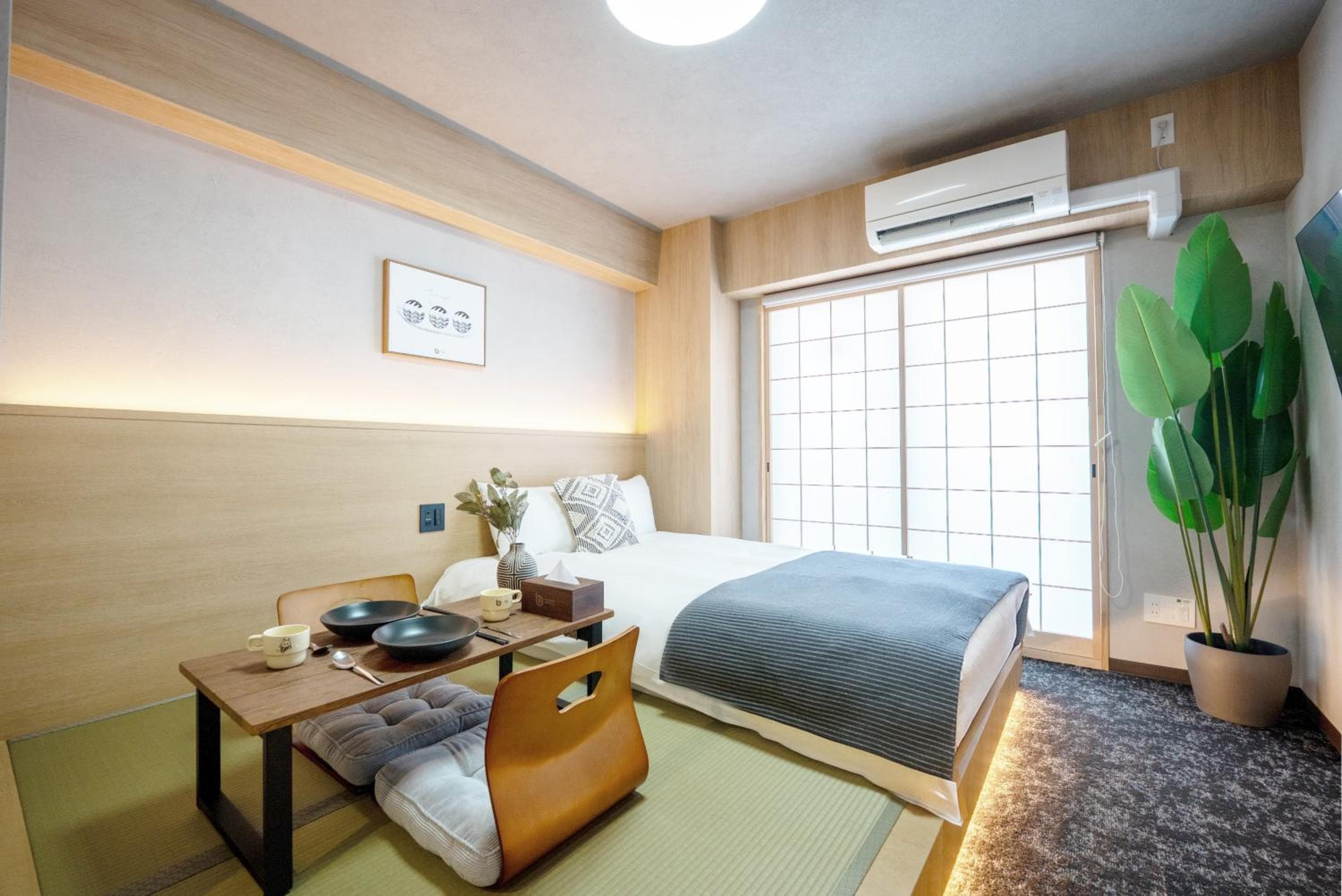 b&Namba 4, Osaka