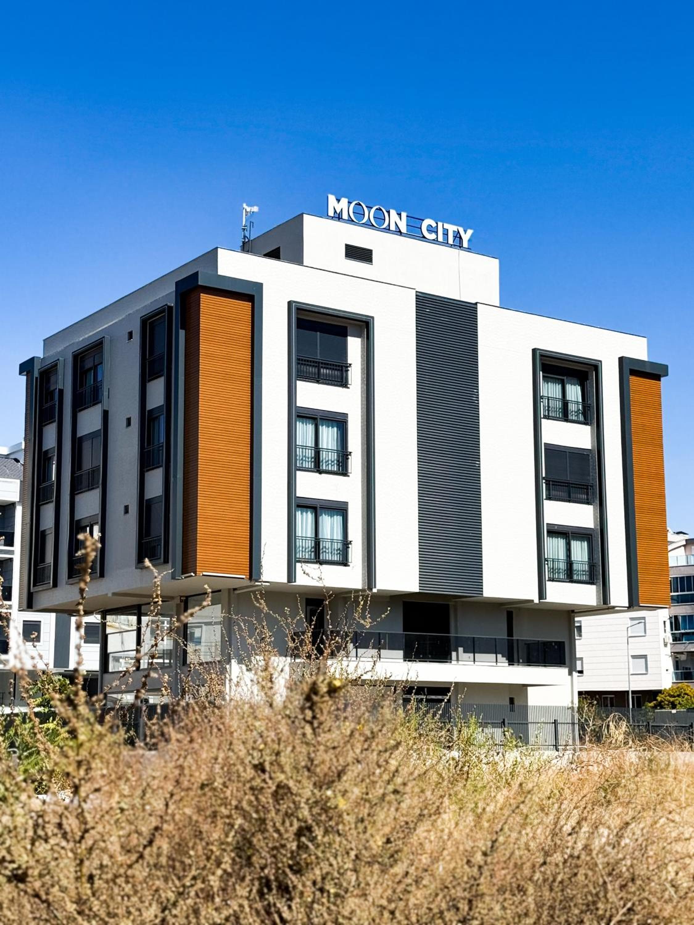 Moon City, Antalya
