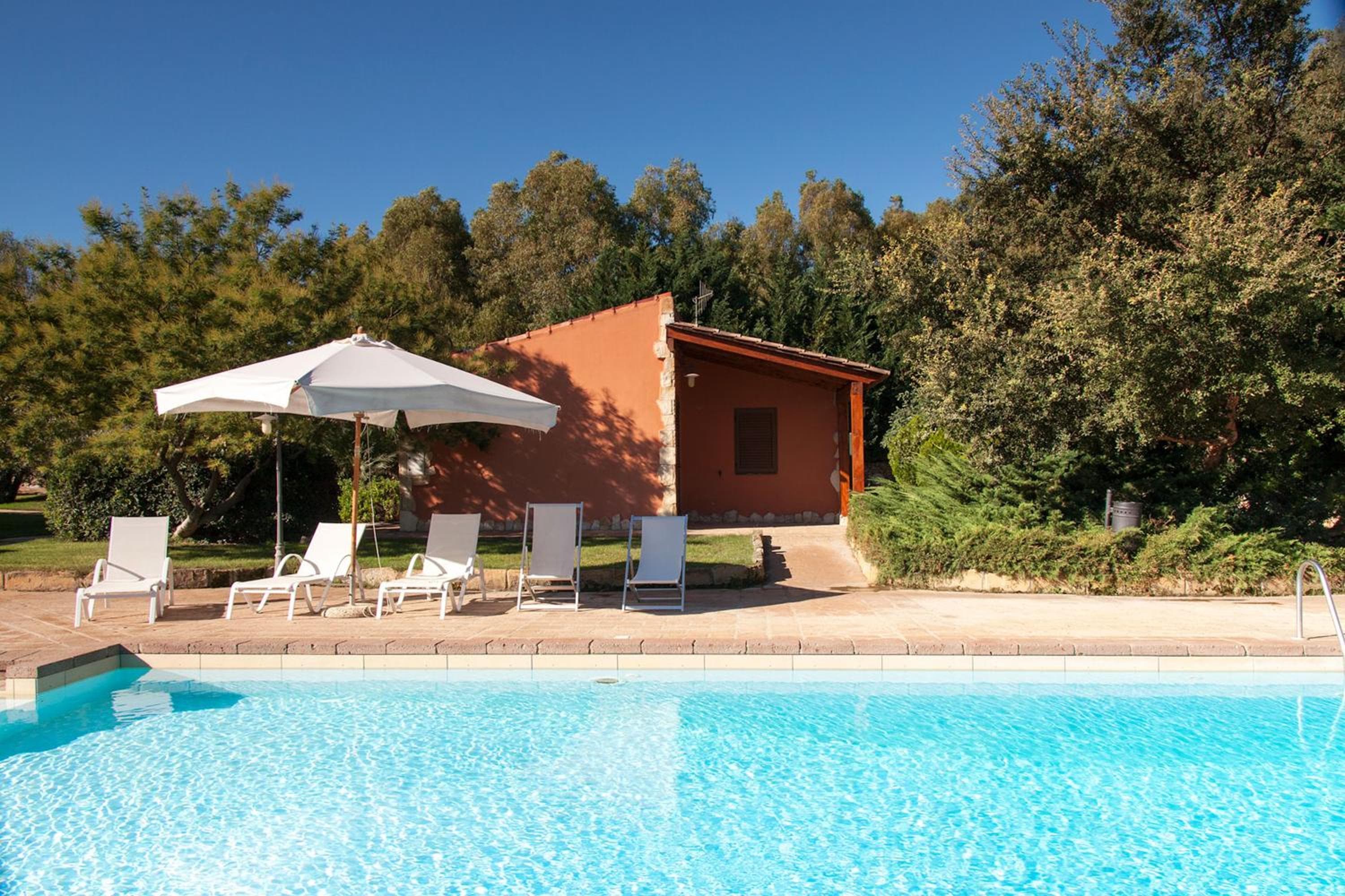 ISA - Residence with swimming pool a few minutes from Alghero, Santa Maria la Palma
