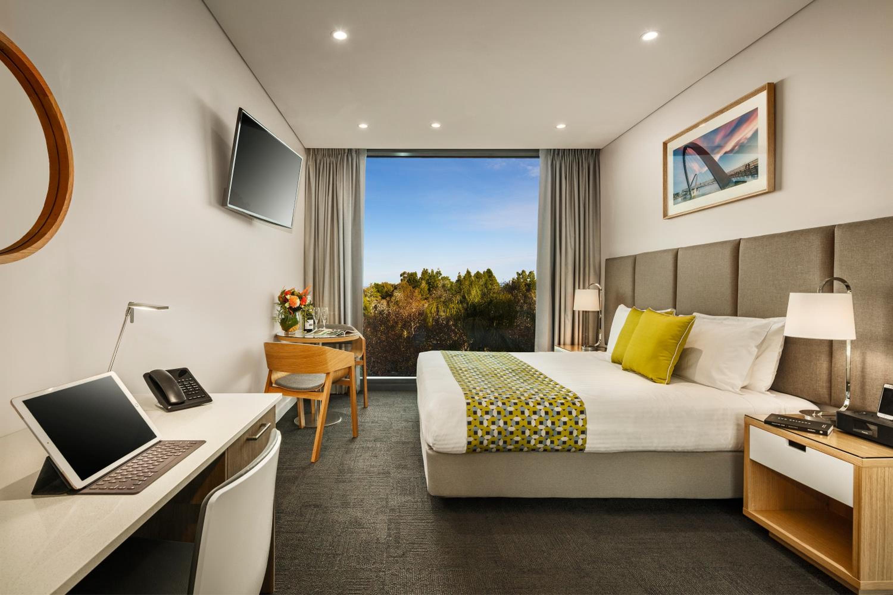 Quest Mounts Bay Road, Perth, photo 4