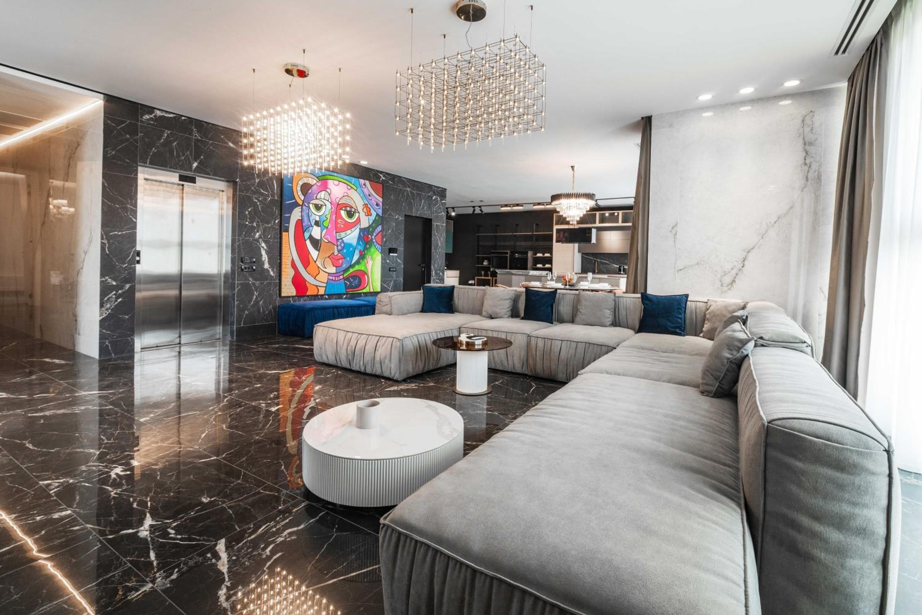 High-End Suites - Terrace Views ApartHotel, Bucharest