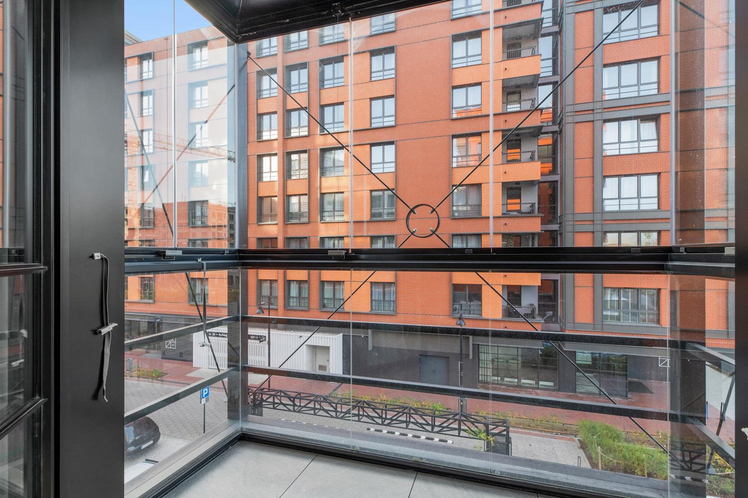 DOKI Living Apartments - Foodhall & Parking by Downtown Apartments, Gdańsk, photo 3