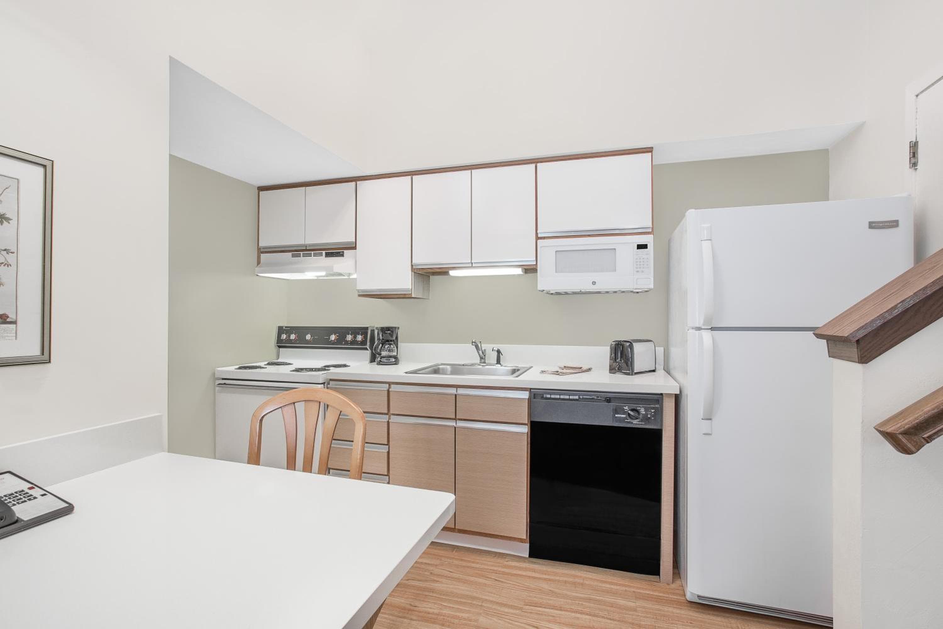 Hawthorn Extended Stay by Wyndham Green Bay, Green Bay, photo 2