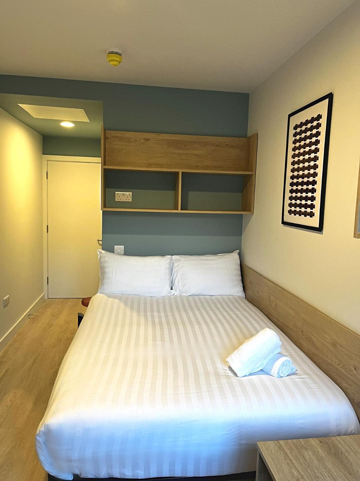 Queen Street Place, Galway, photo 6