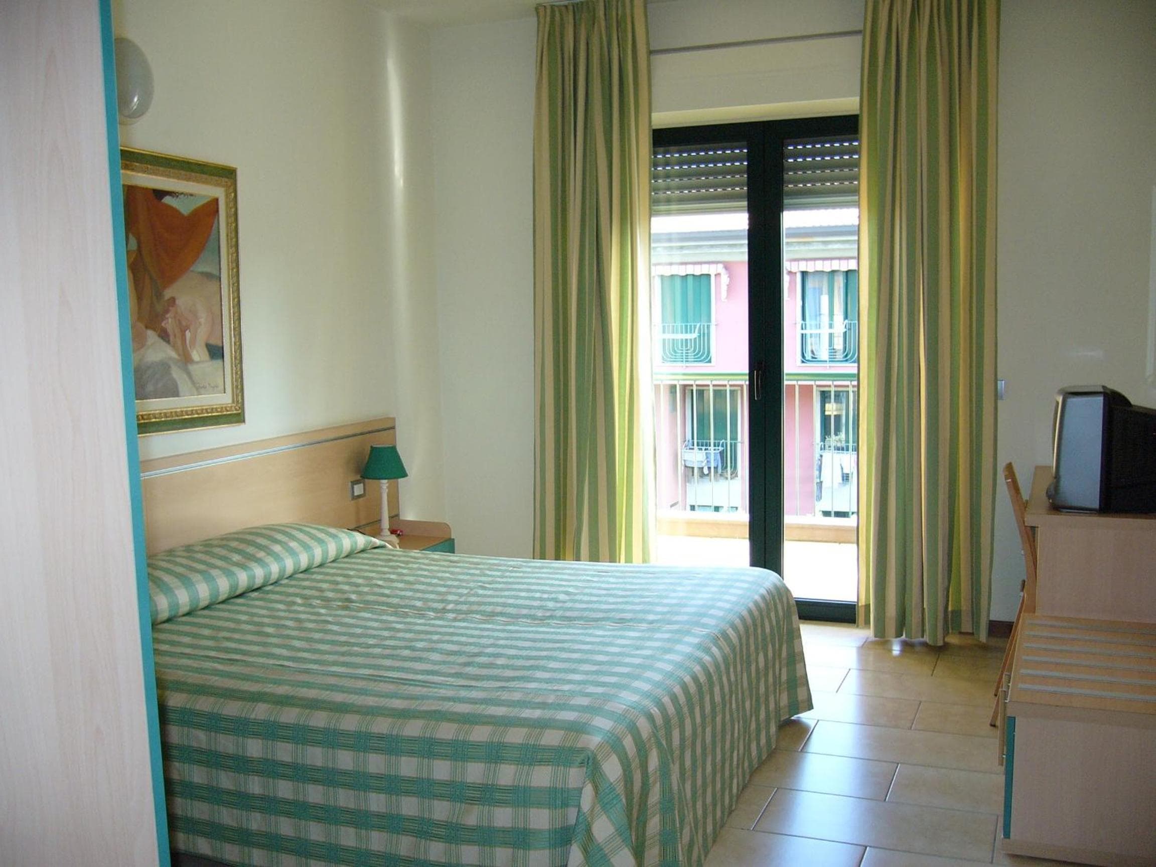 Residence Spiaggia D'Oro, Desenzano del Garda, photo 4