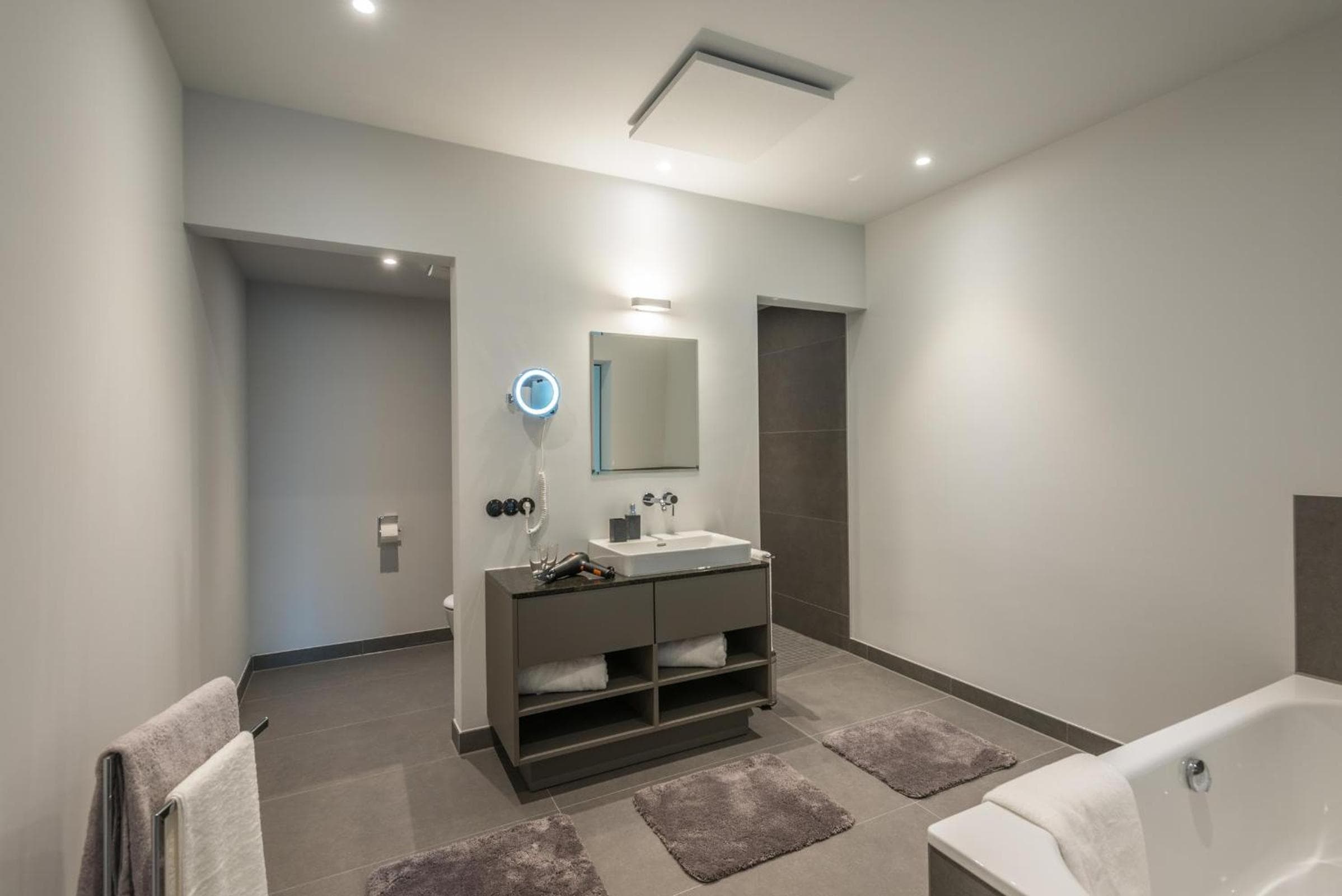 Golden Ball, Exclusive Serviced Apartments Munich, Aschheim, photo 6