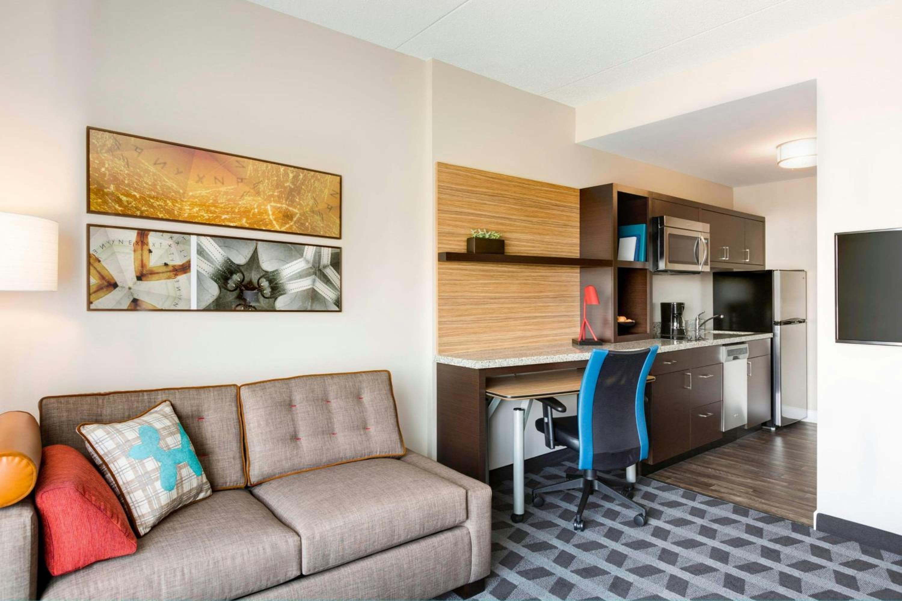 TownePlace Suites by Marriott Toledo Perrysburg, Perrysburg, photo 2