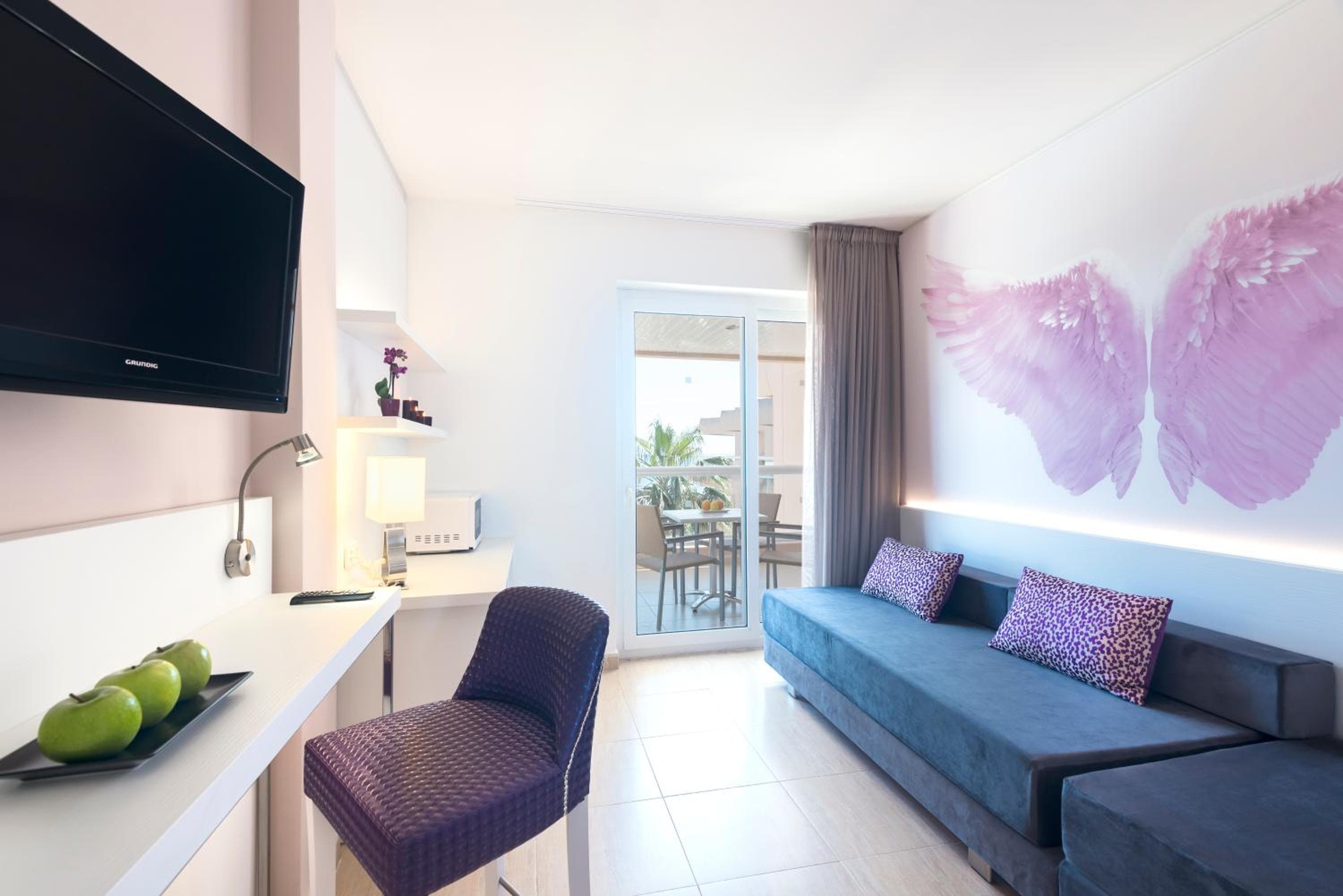 Aparthotel Tropic Garden, Santa Eularia des Riu, photo 3