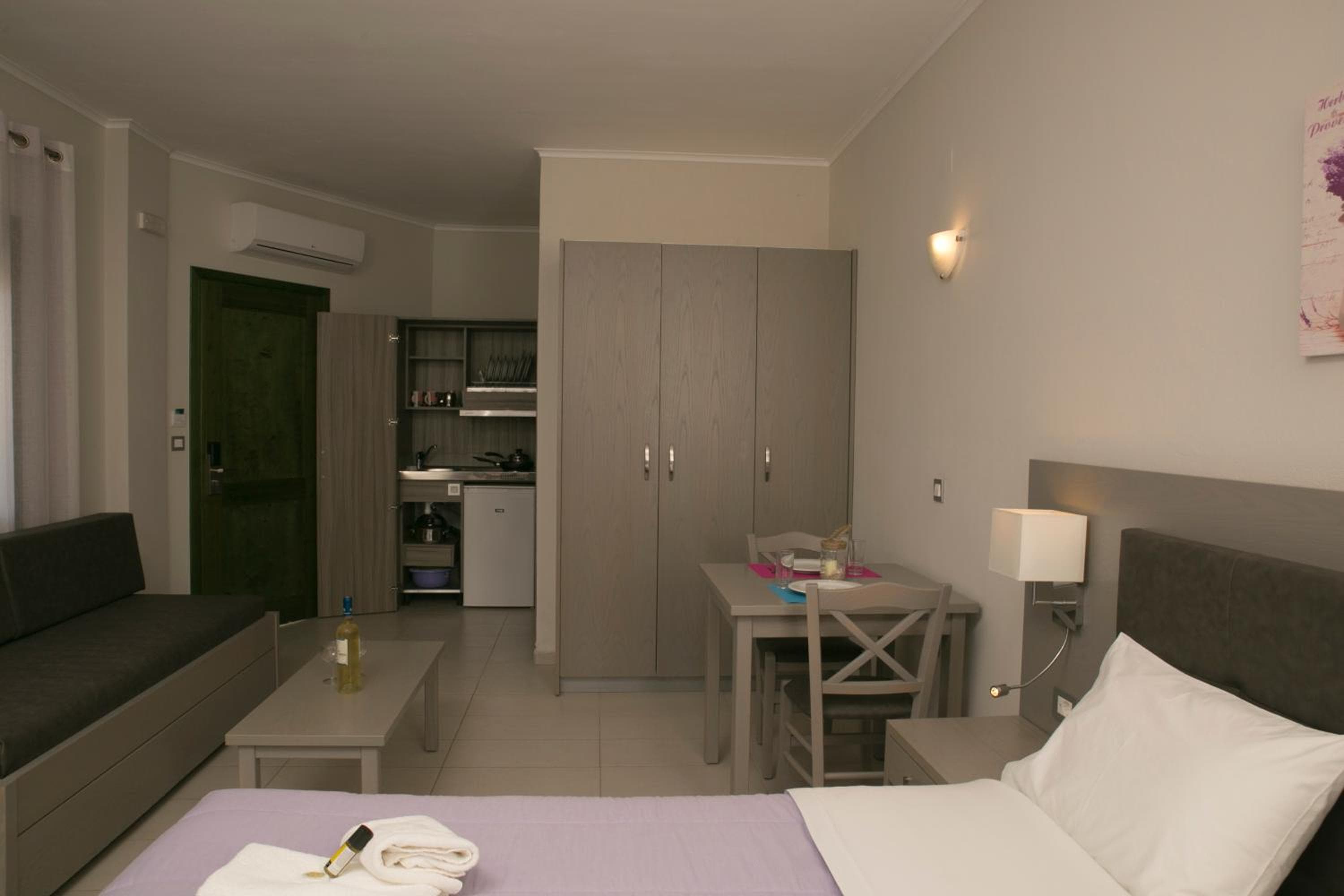 Christina Beach Hotel, Kissamos, photo 5