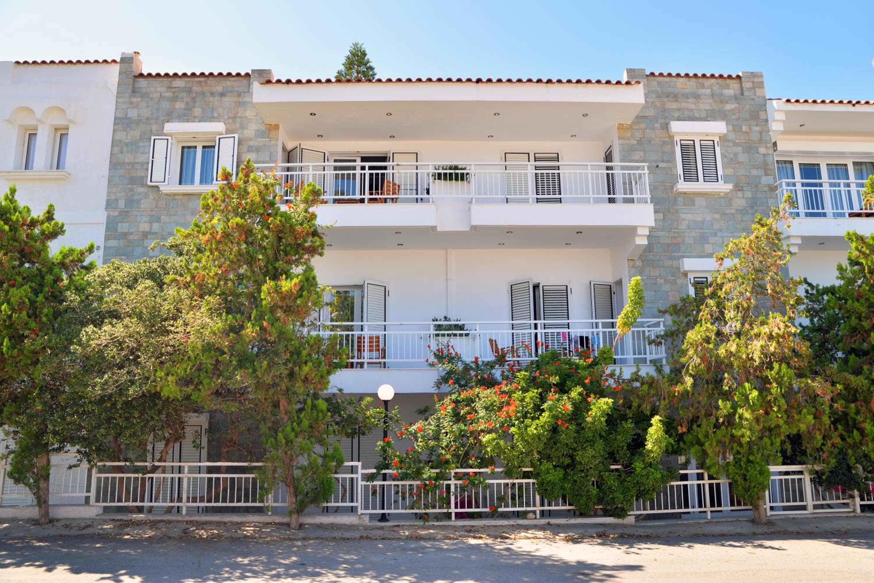 Hotel Anna Apartments, Kokkíni Khánion