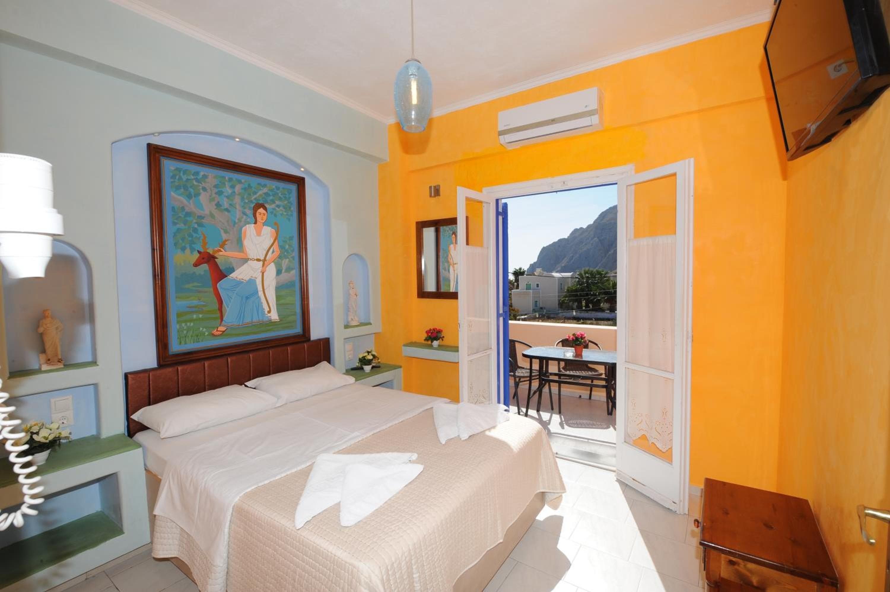 Orfeas Apartments, Kamari, photo 2