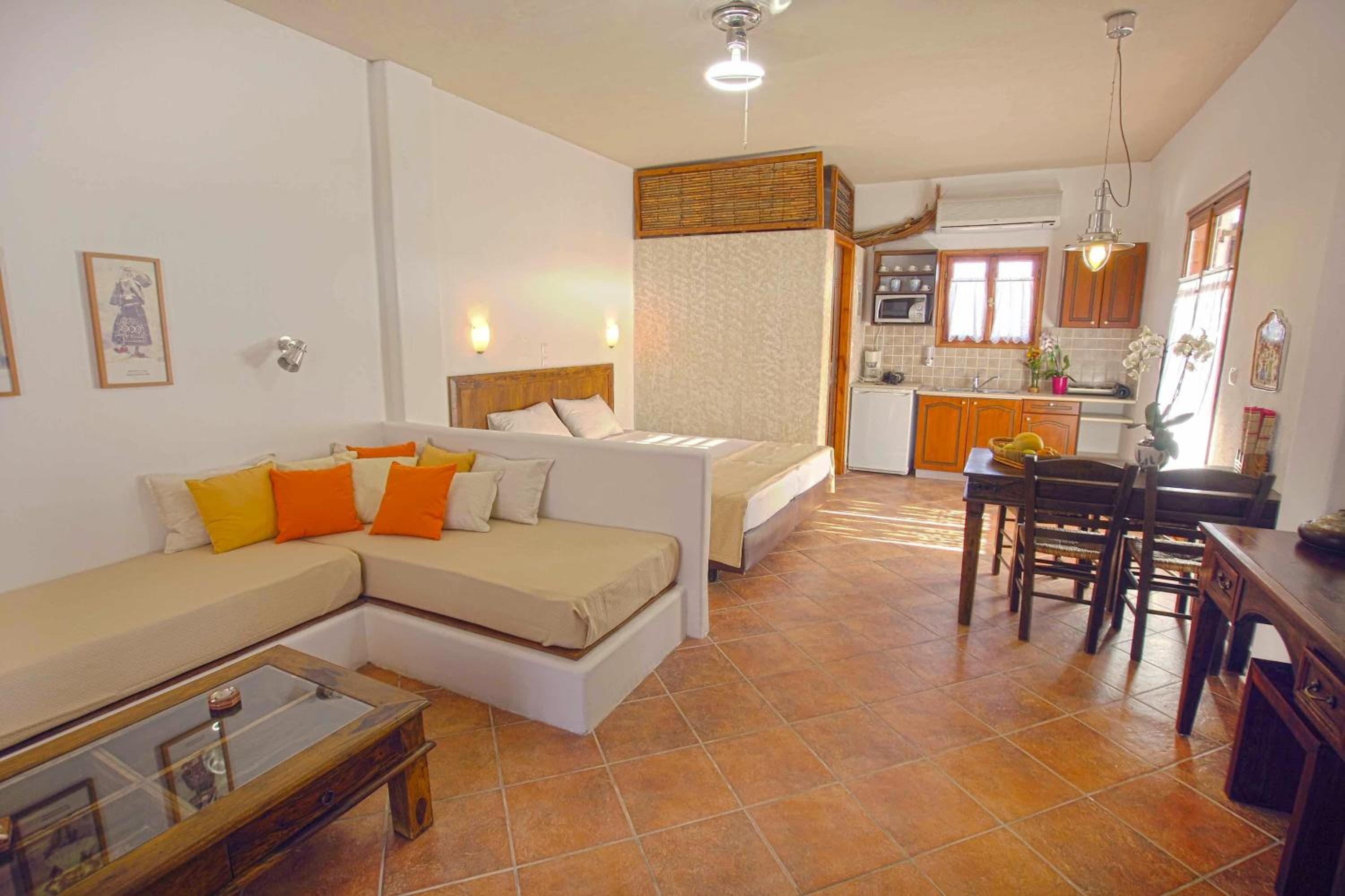 9 Muses - Paros, Parikia, photo 3