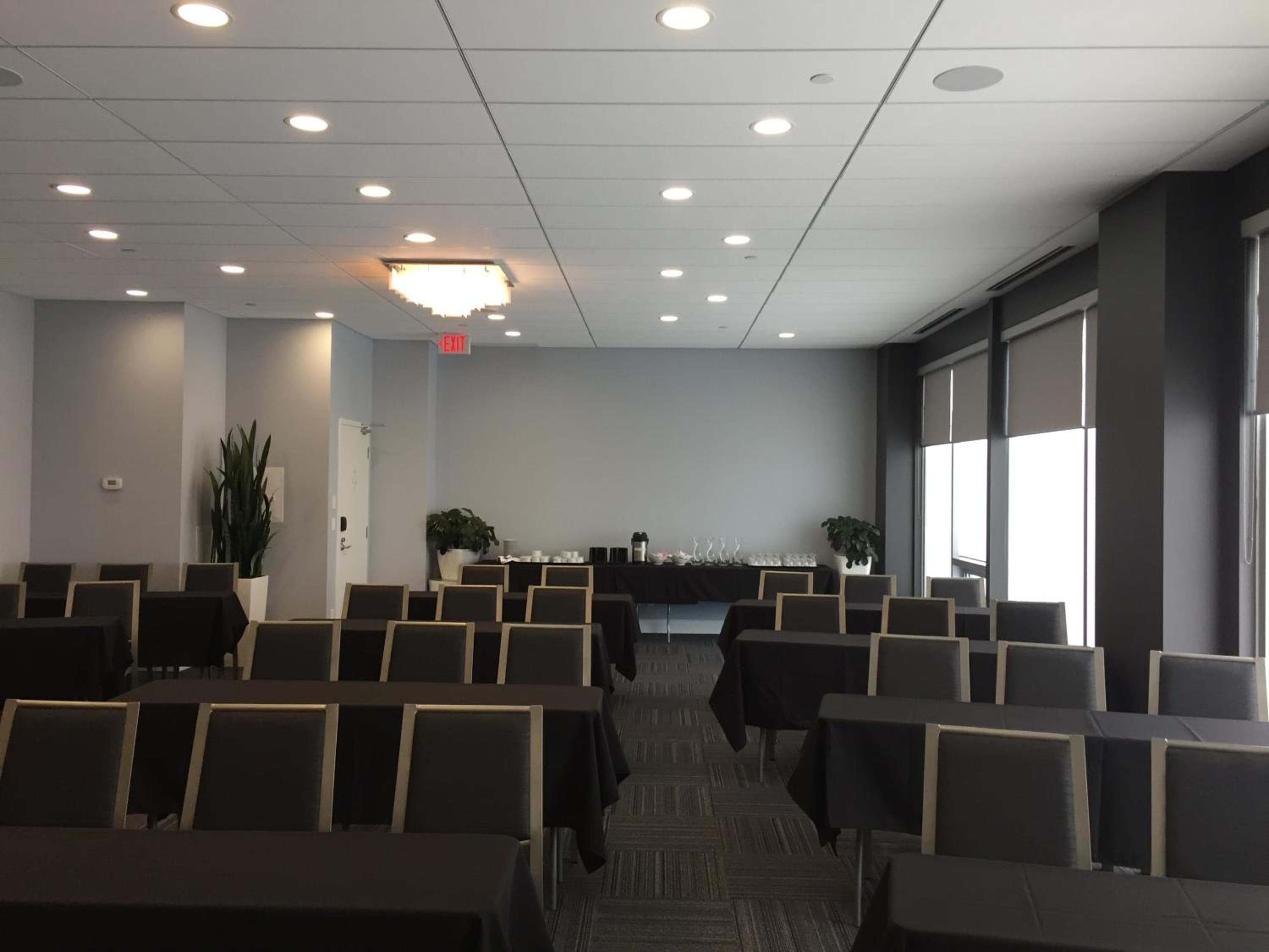 Liberty Suites, Thornhill, photo 2