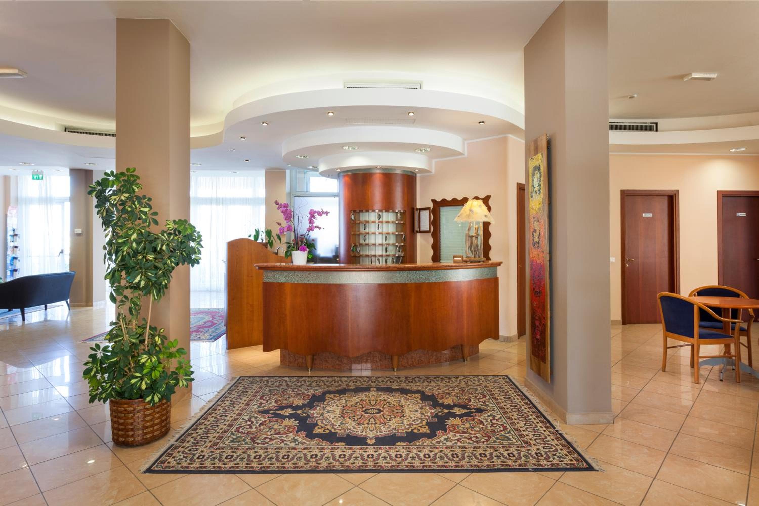 Residence Hotel Piccadilly, Rimini, photo 4