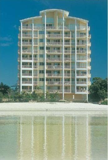Riviere on Golden Beach, Caloundra, photo 2
