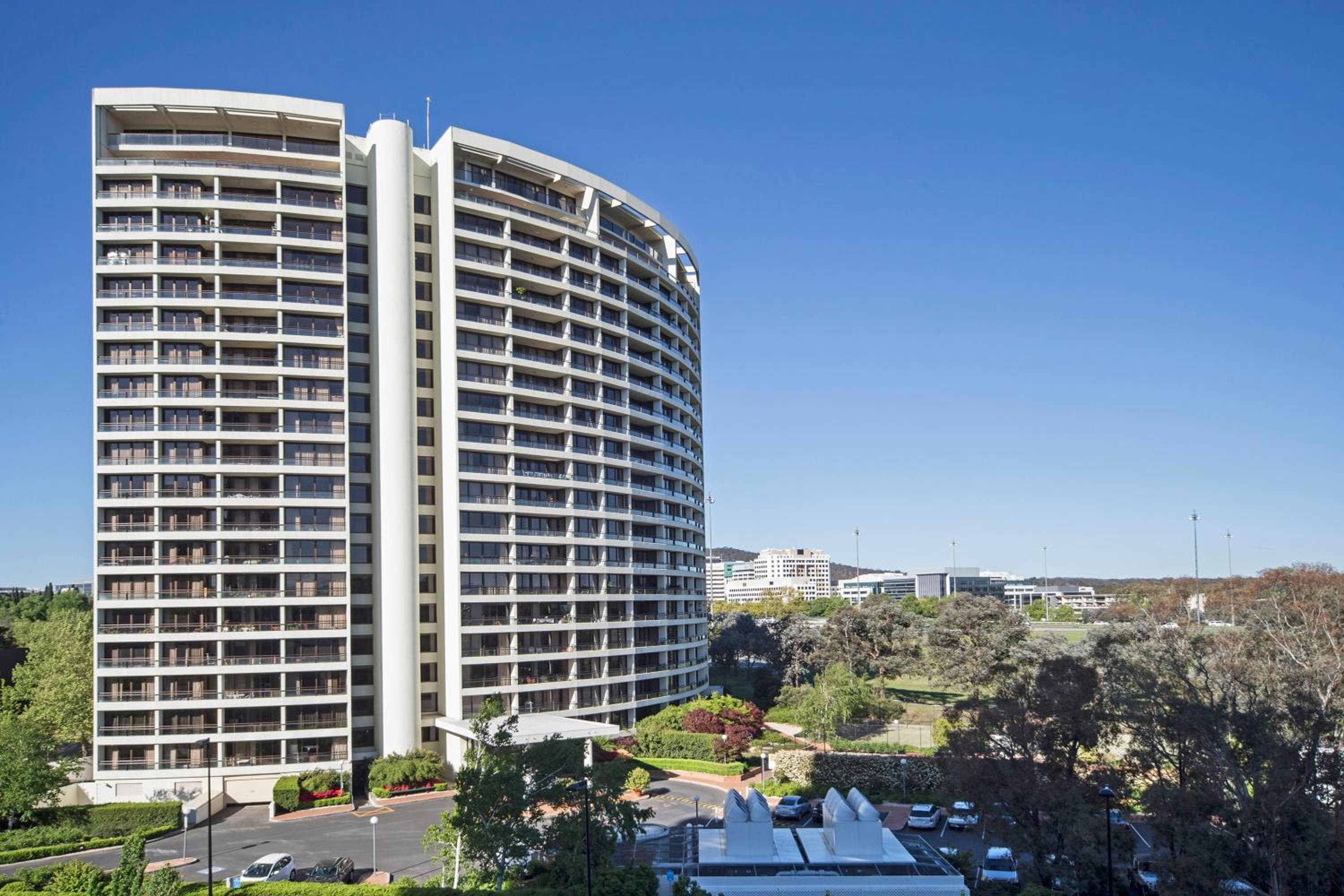 BreakFree Capital Tower Apartments, Canberra