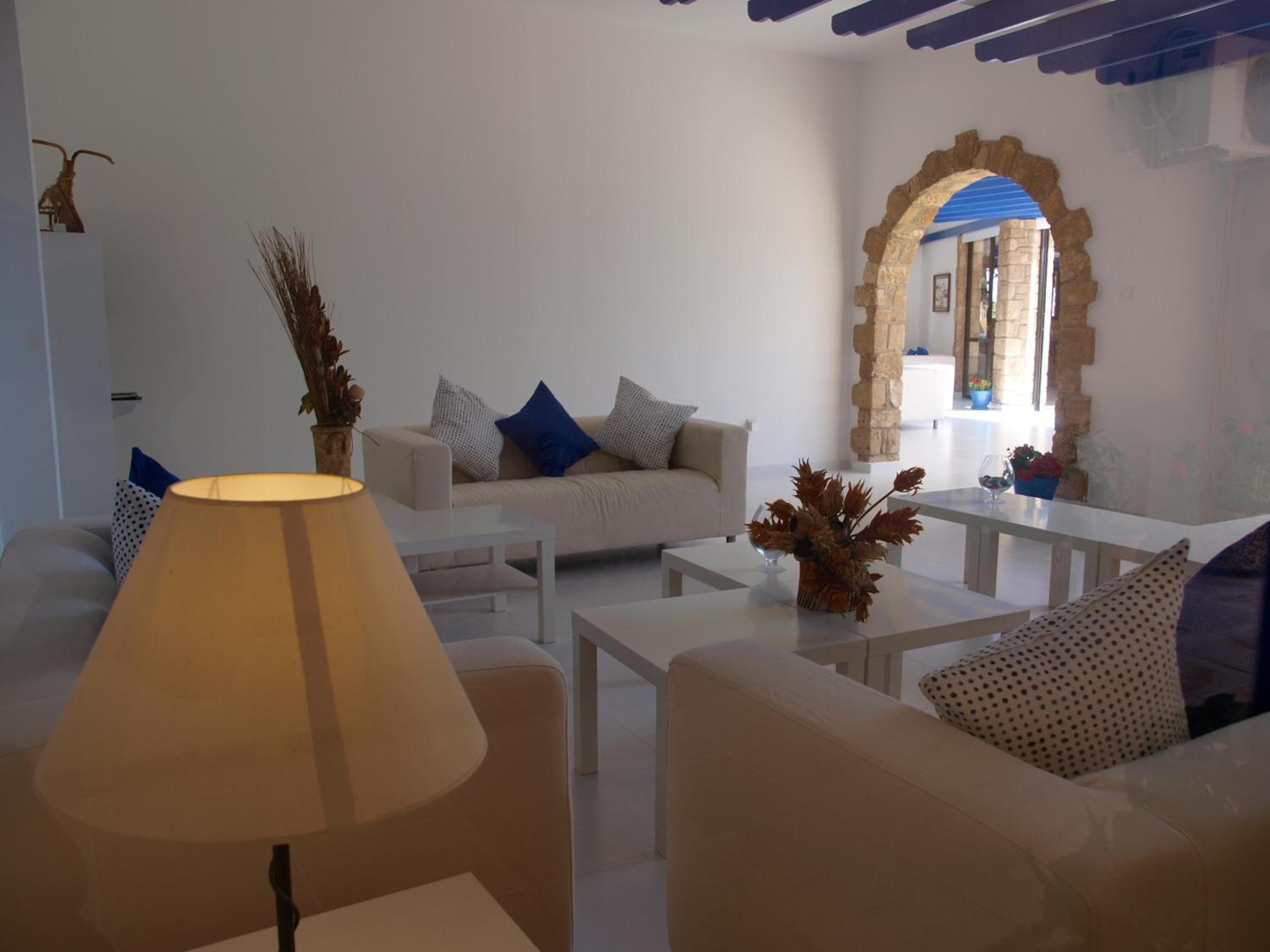 Hilltop Gardens Hotel Apartments, Paphos City, photo 4