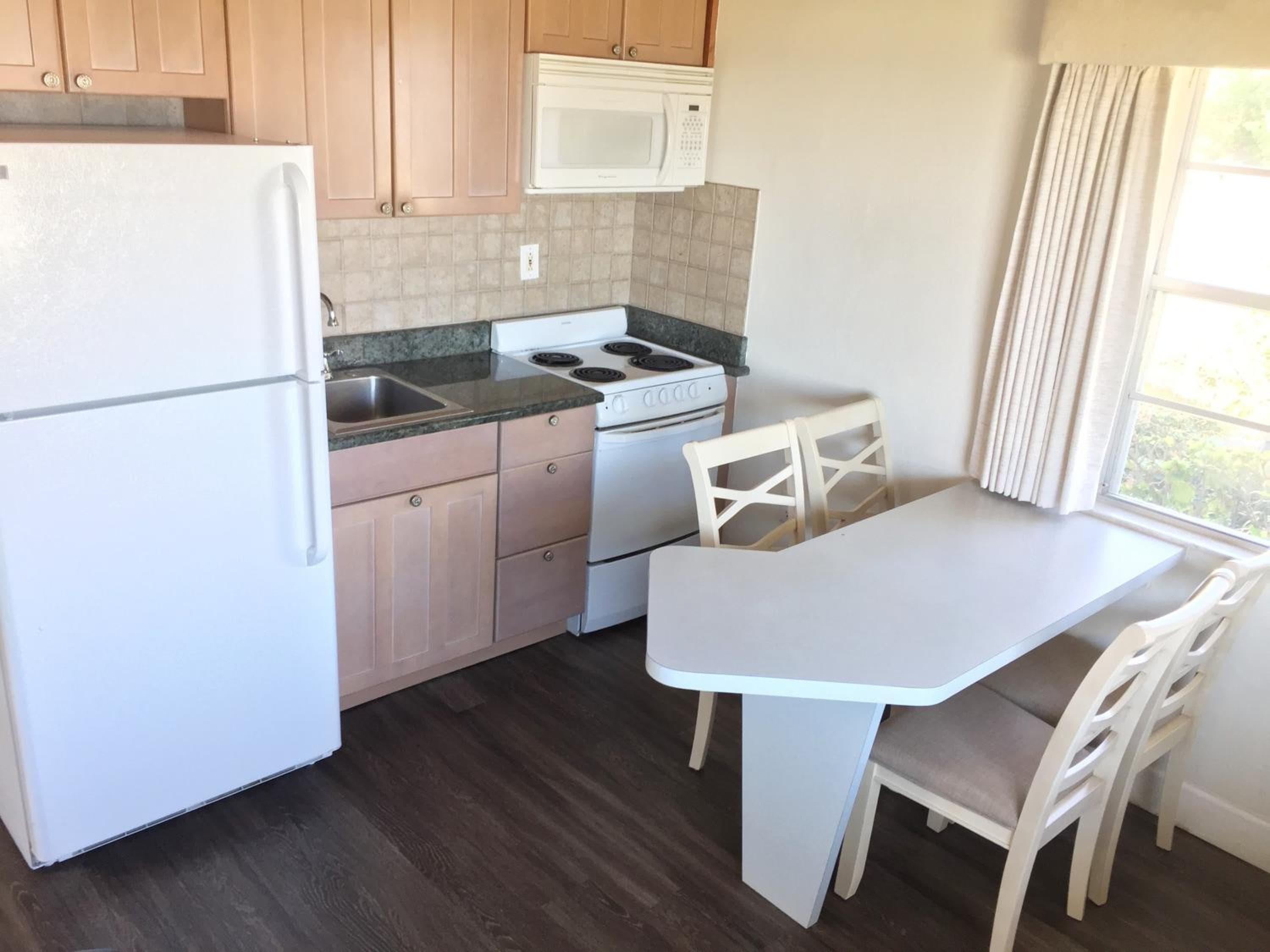 Surf Studio Beach Resort, Cocoa Beach, photo 3