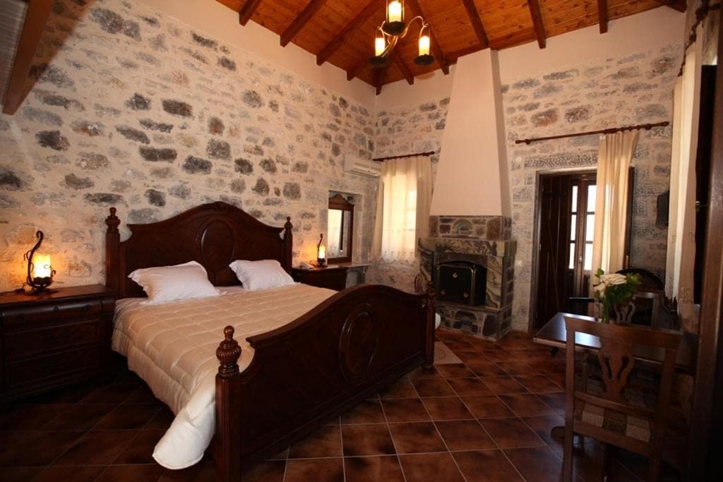 Vasilios Apartments Hotel, Limeni, photo 6
