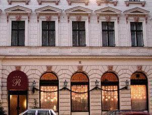 Building at Hotel Apartment Rothensteiner