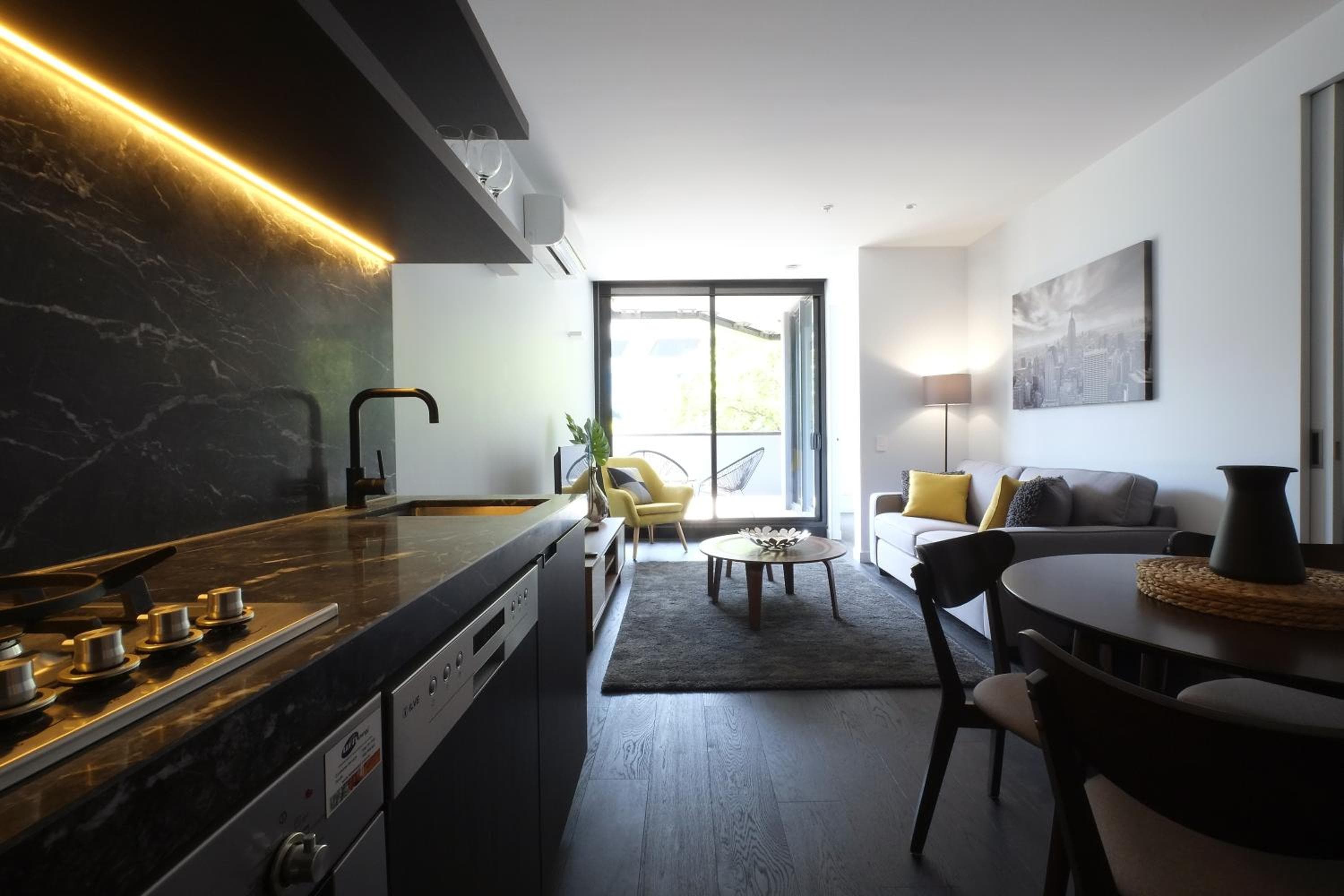 Turnkey Accommodation-North Melbourne, Melbourne, photo 2