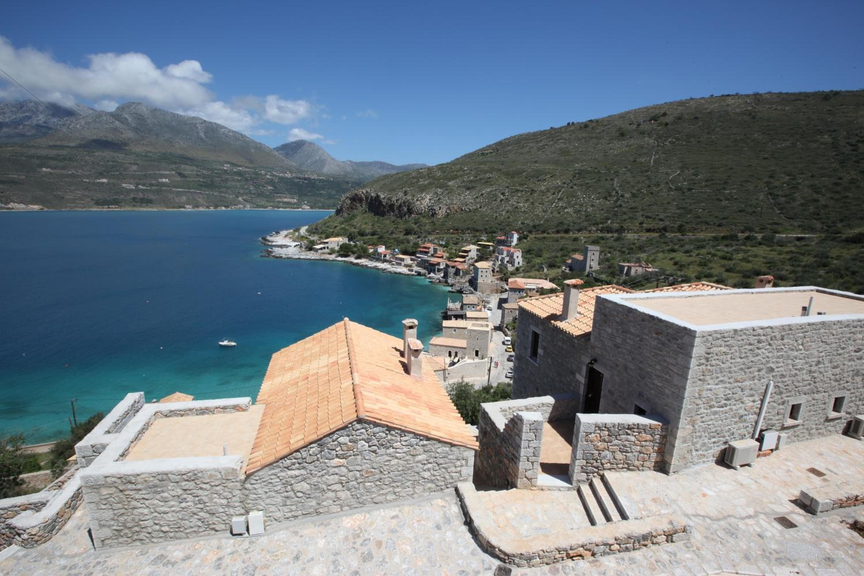 Vasilios Apartments Hotel, Limeni, photo 4