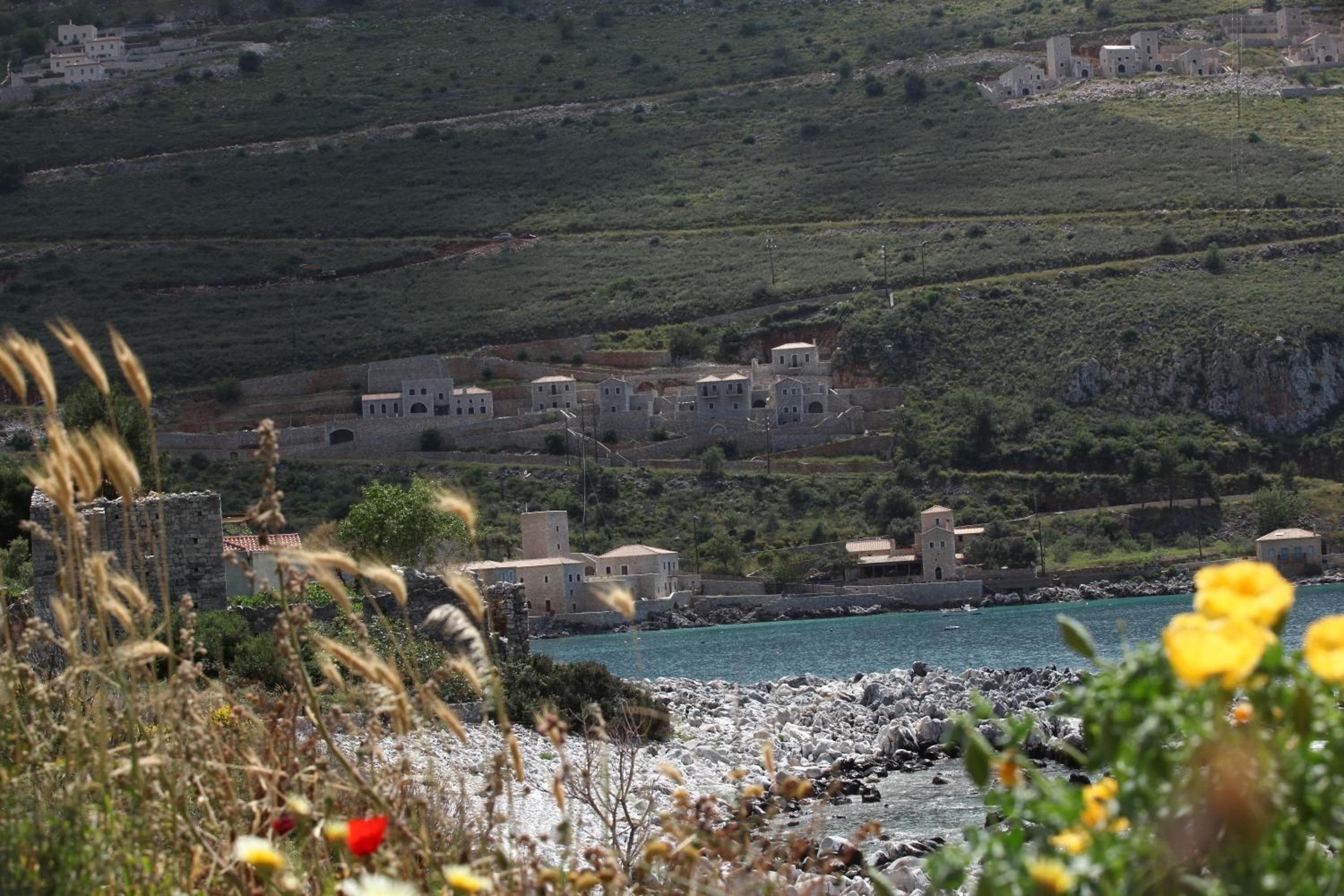 Vasilios Apartments Hotel, Limeni