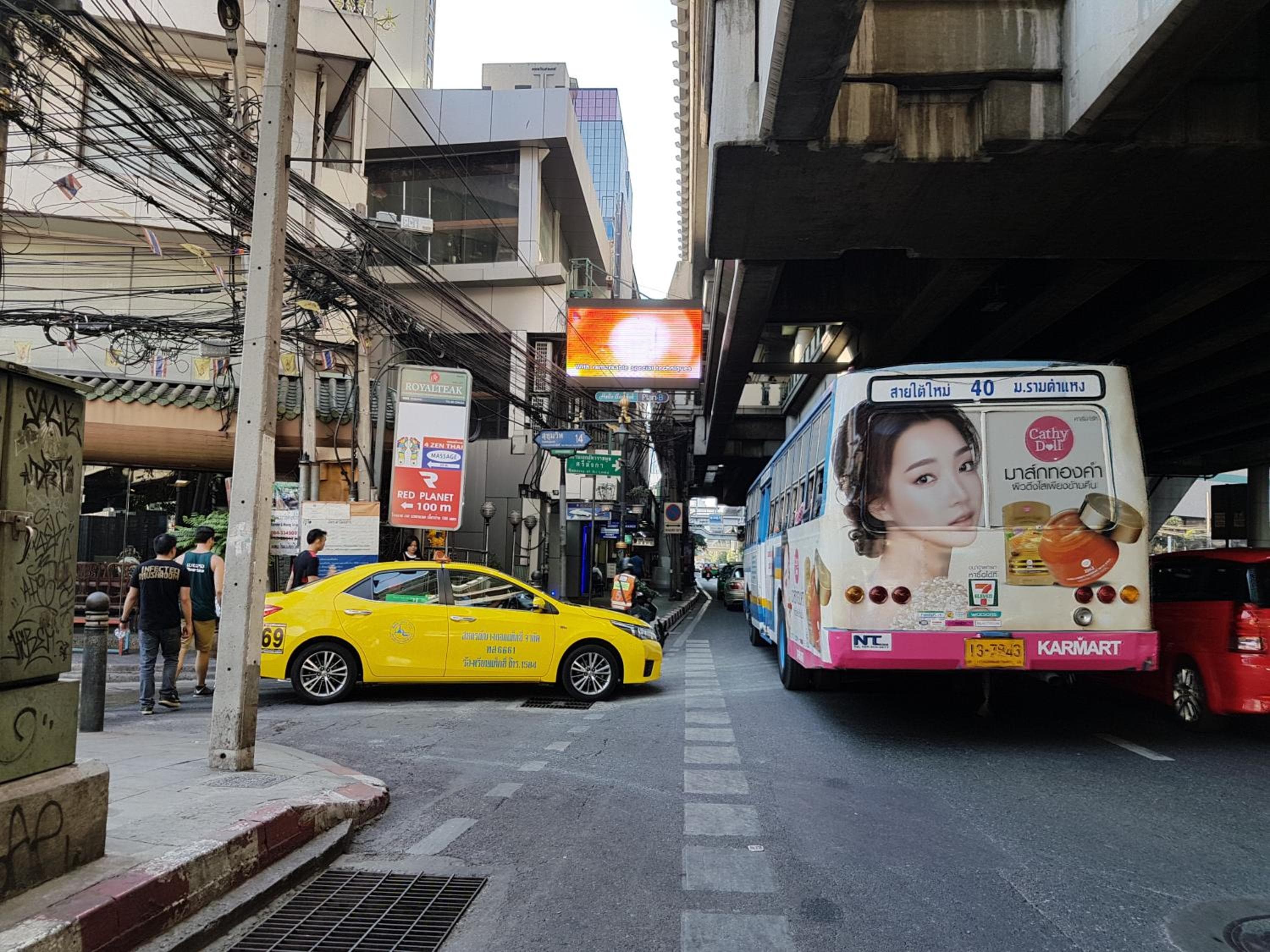 14 Place Sukhumvit Suites, Bangkok, photo 3