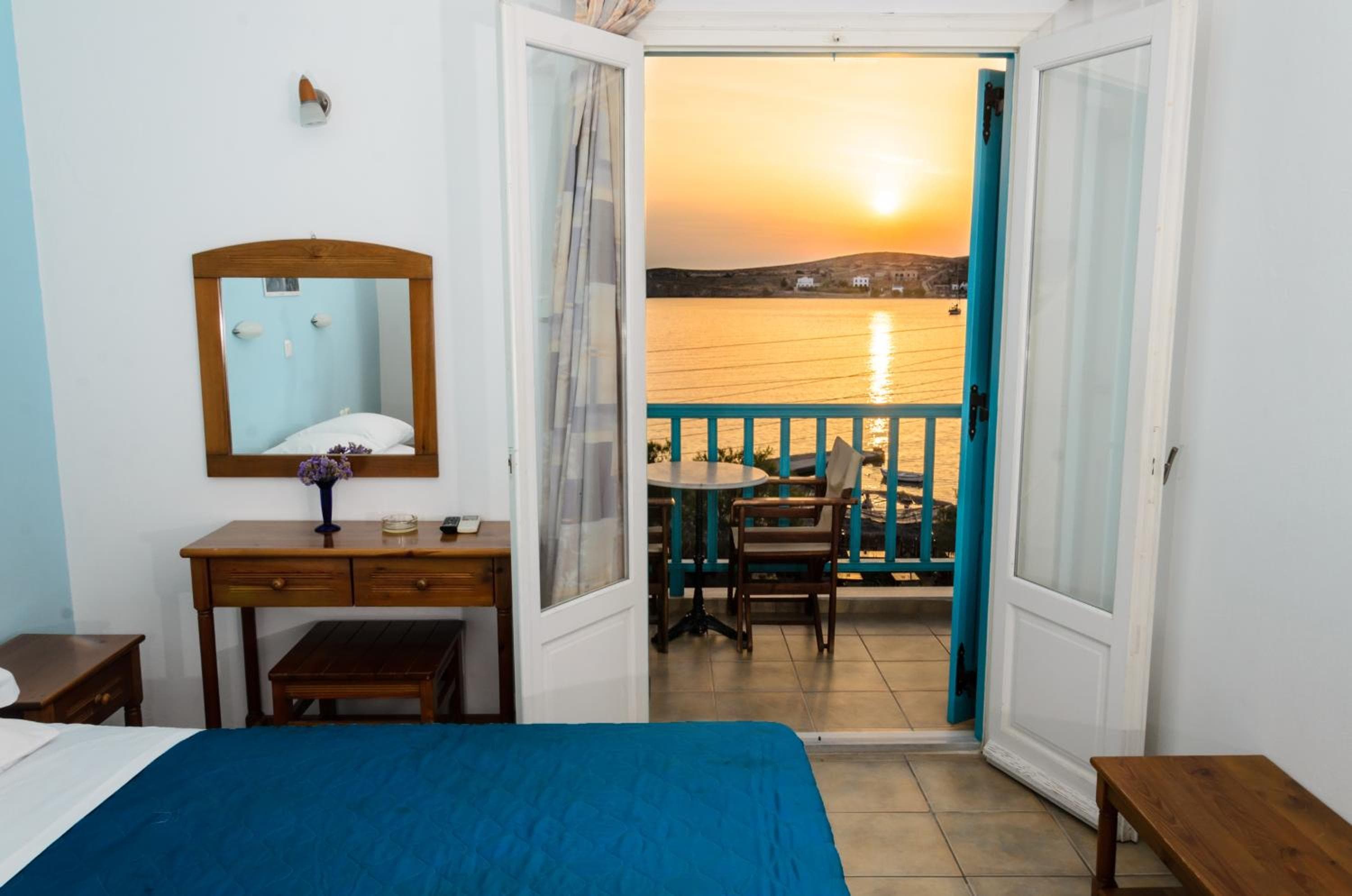 Hotel Livadia, Parikia, photo 2