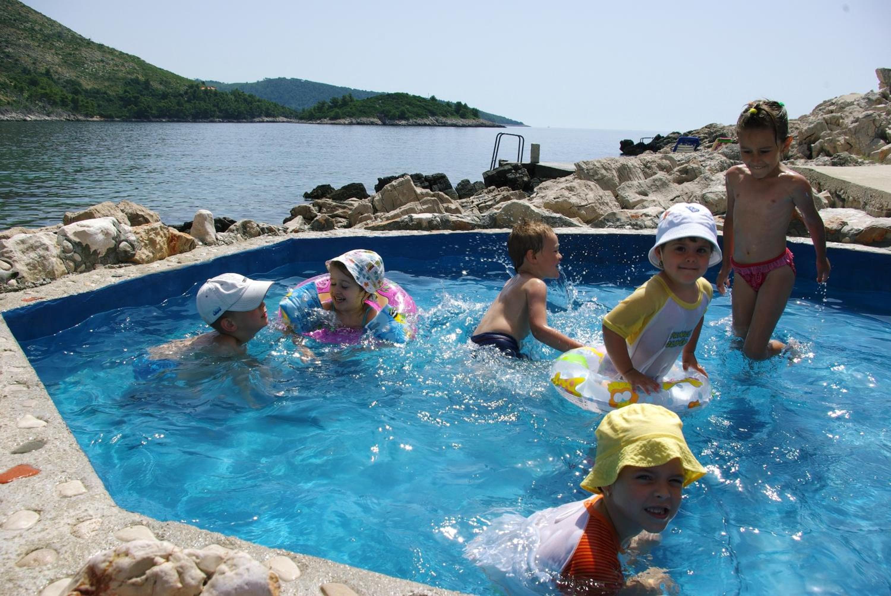 Hotel Priscapac Resort & Apartments, Prizba, photo 2