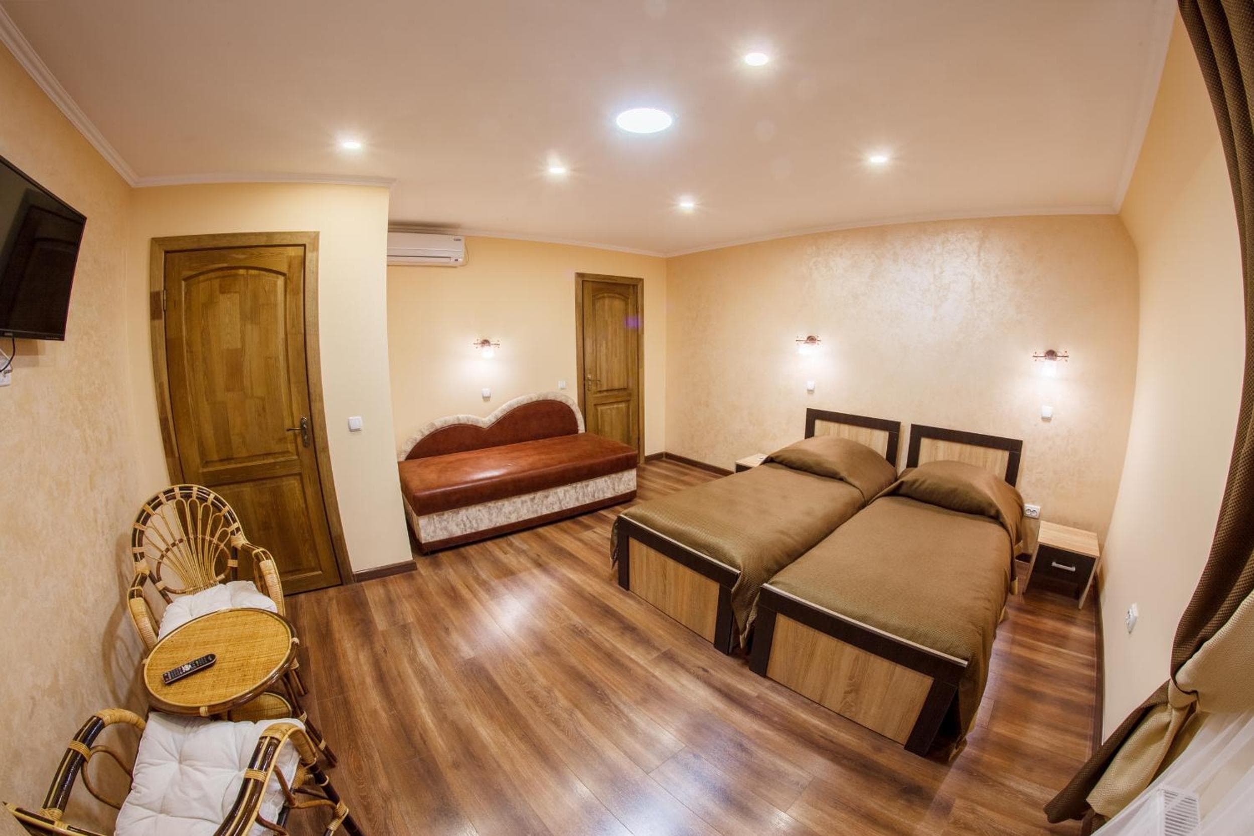 Panorama Apart-Hotel, Kamianets-Podilskyi, photo 4