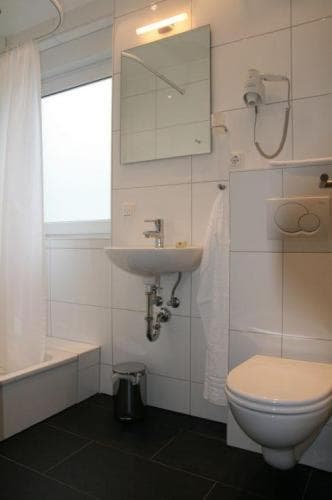 Apartment-Haus, Cologne, photo 2