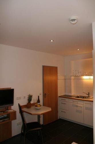 Apartment-Haus, Cologne, photo 3