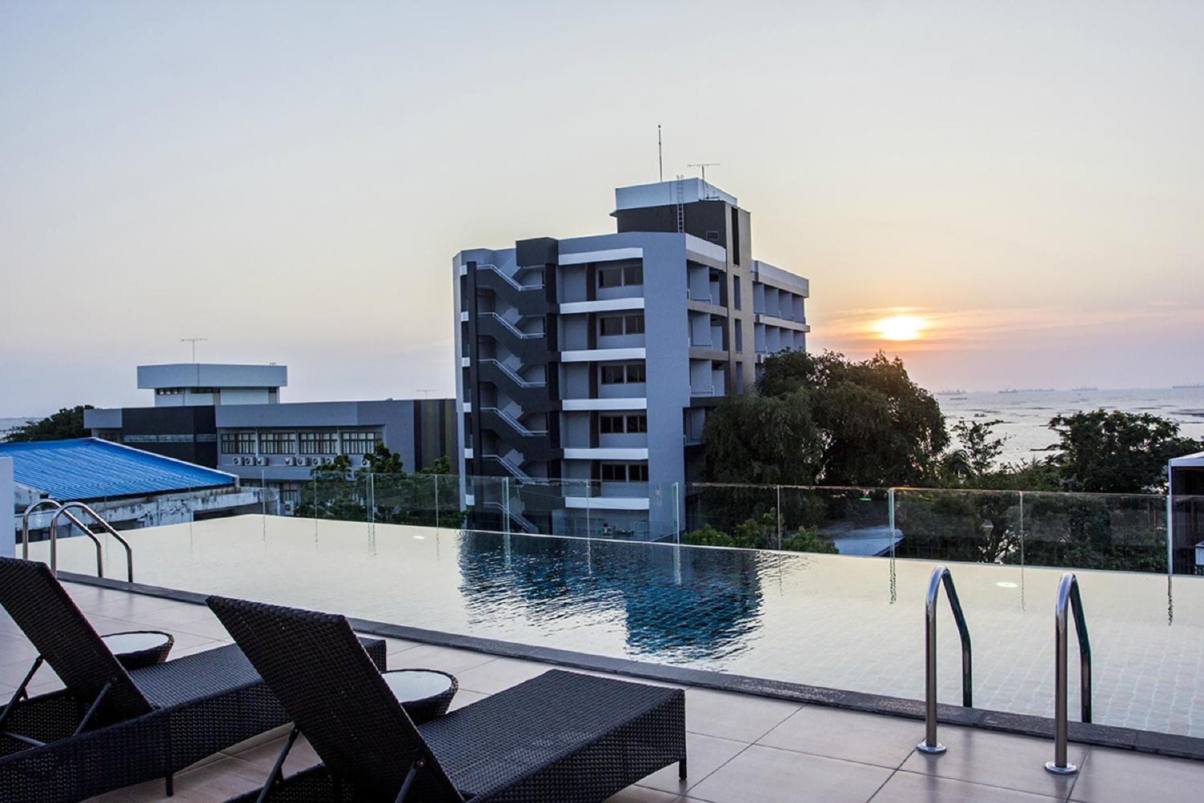 Karin hotel & Service apartment - SHA Extra Plus, Si Racha, photo 3