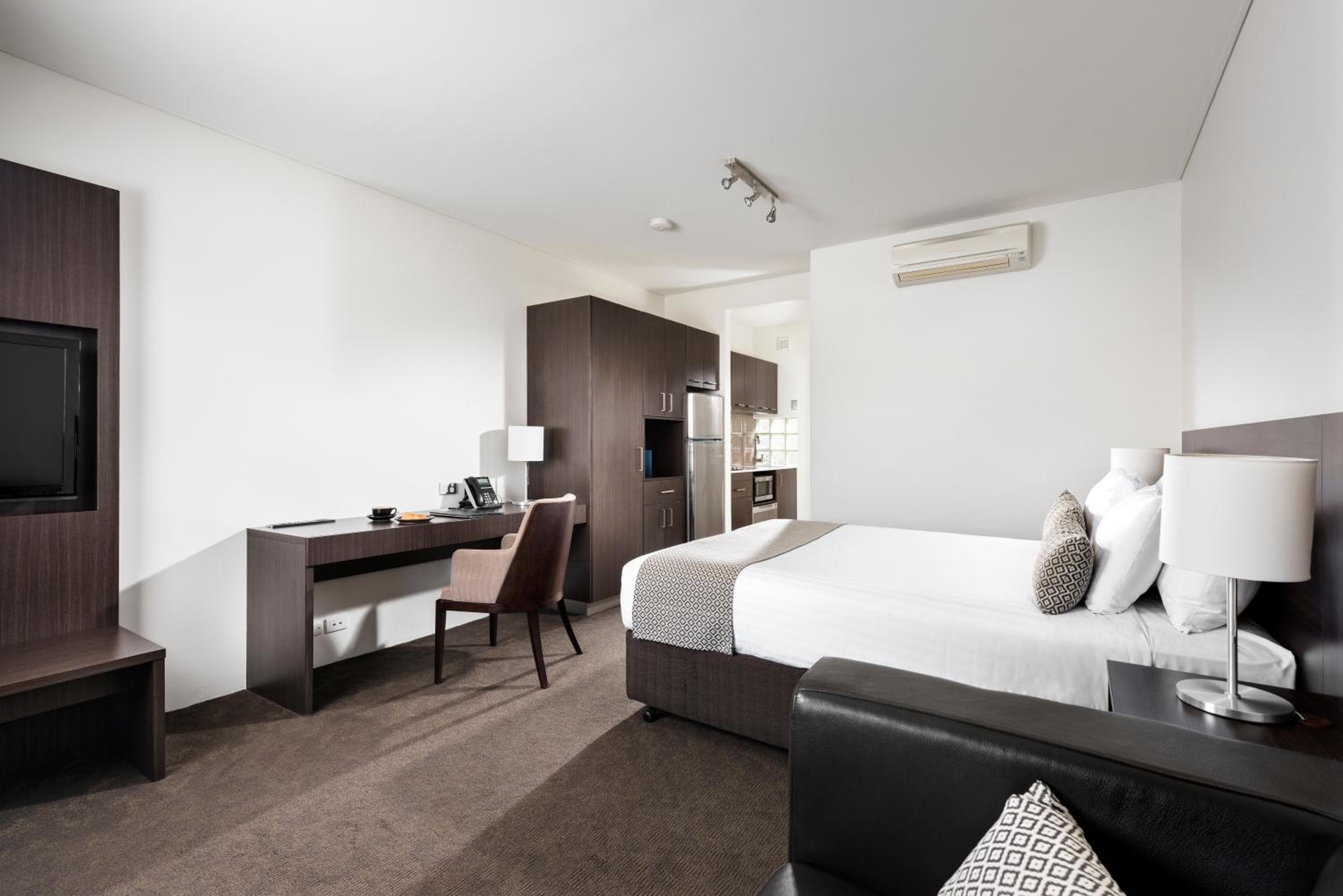 Pier 21 Riverside Apartment Hotel, Fremantle, photo 2