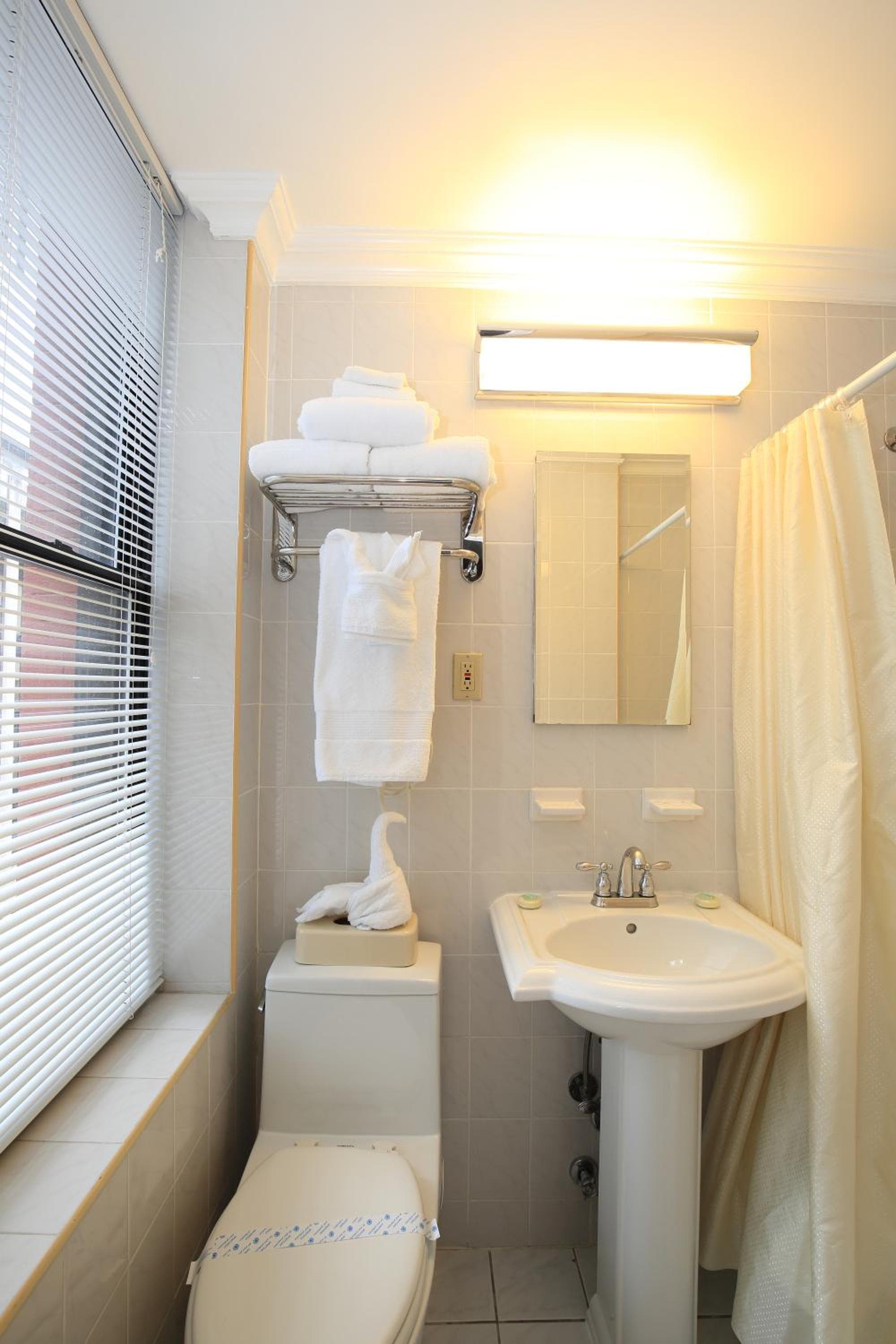 Radio City Apartments, New York, photo 6