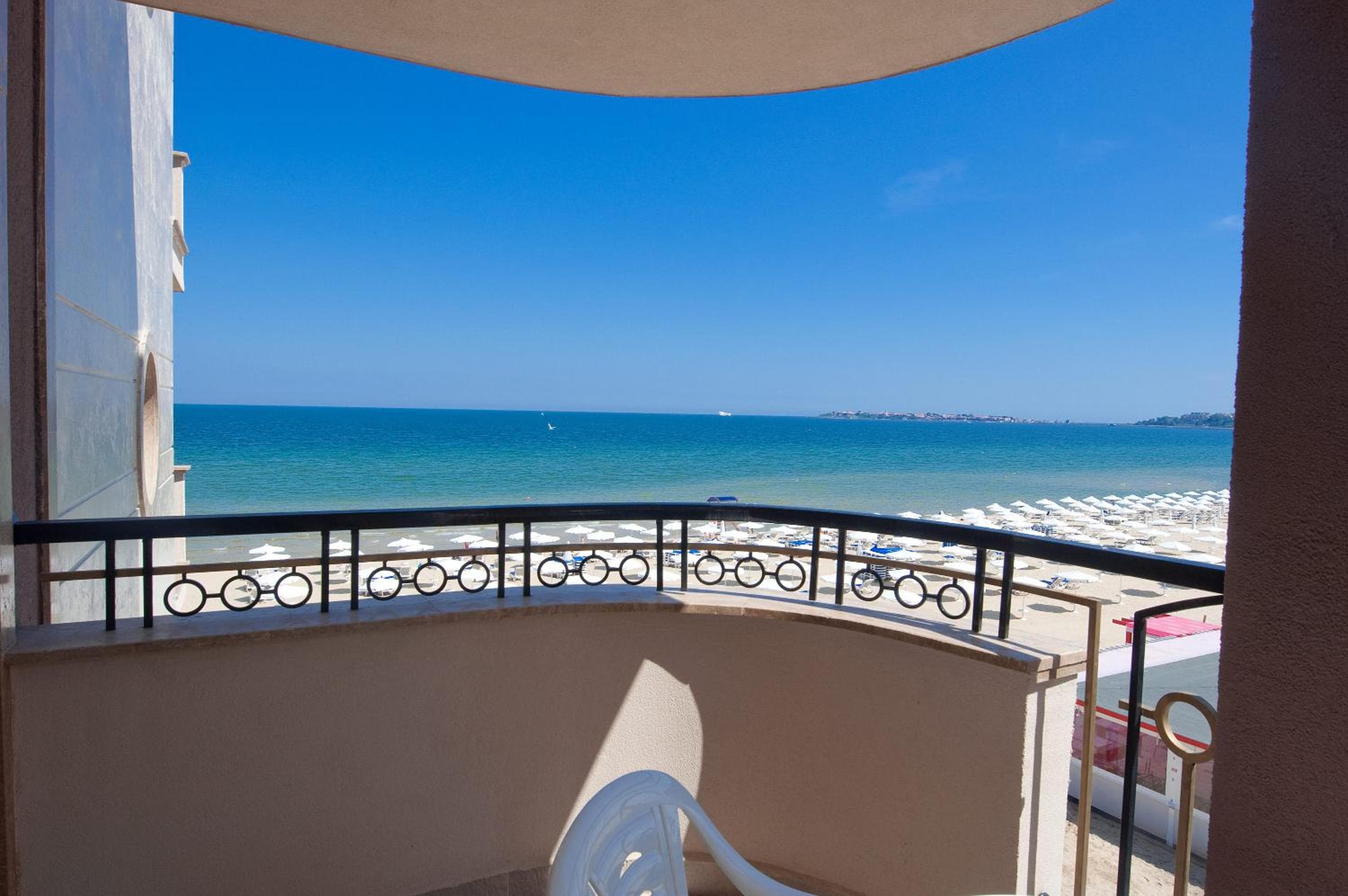 Golden Rainbow Beach Hotel, Sunny Beach, photo 3