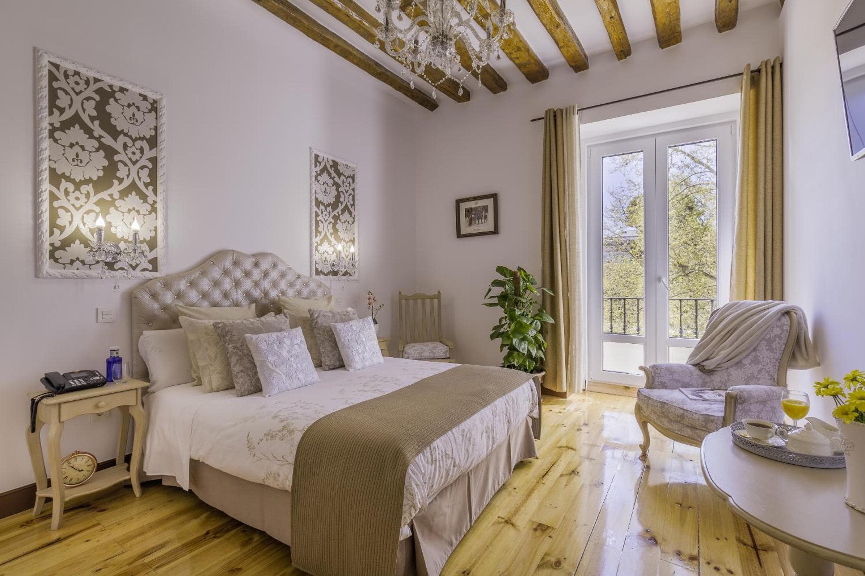 Oriente Palace Apartments, Madrid