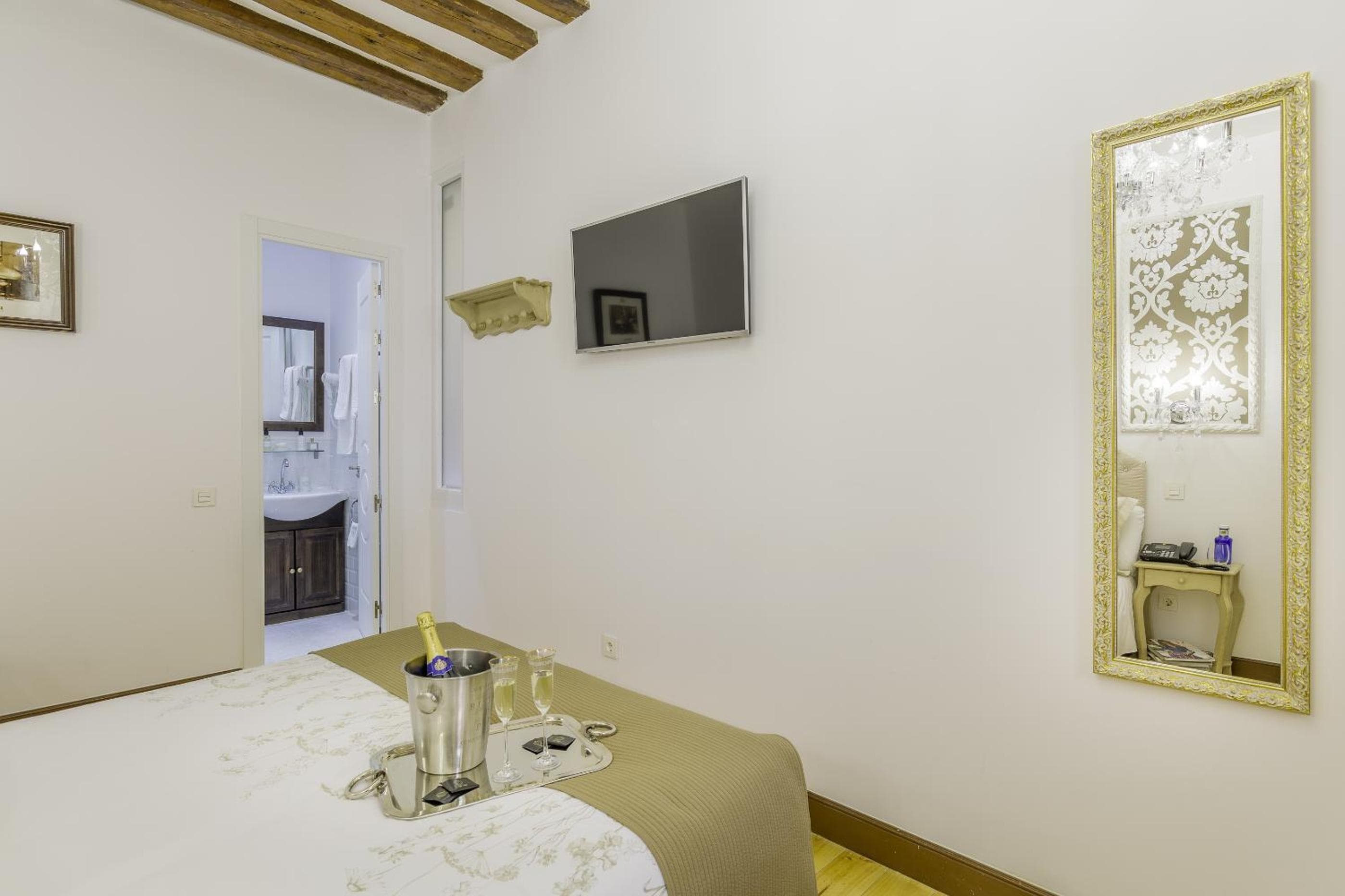 Oriente Palace Apartments, Madrid, photo 4