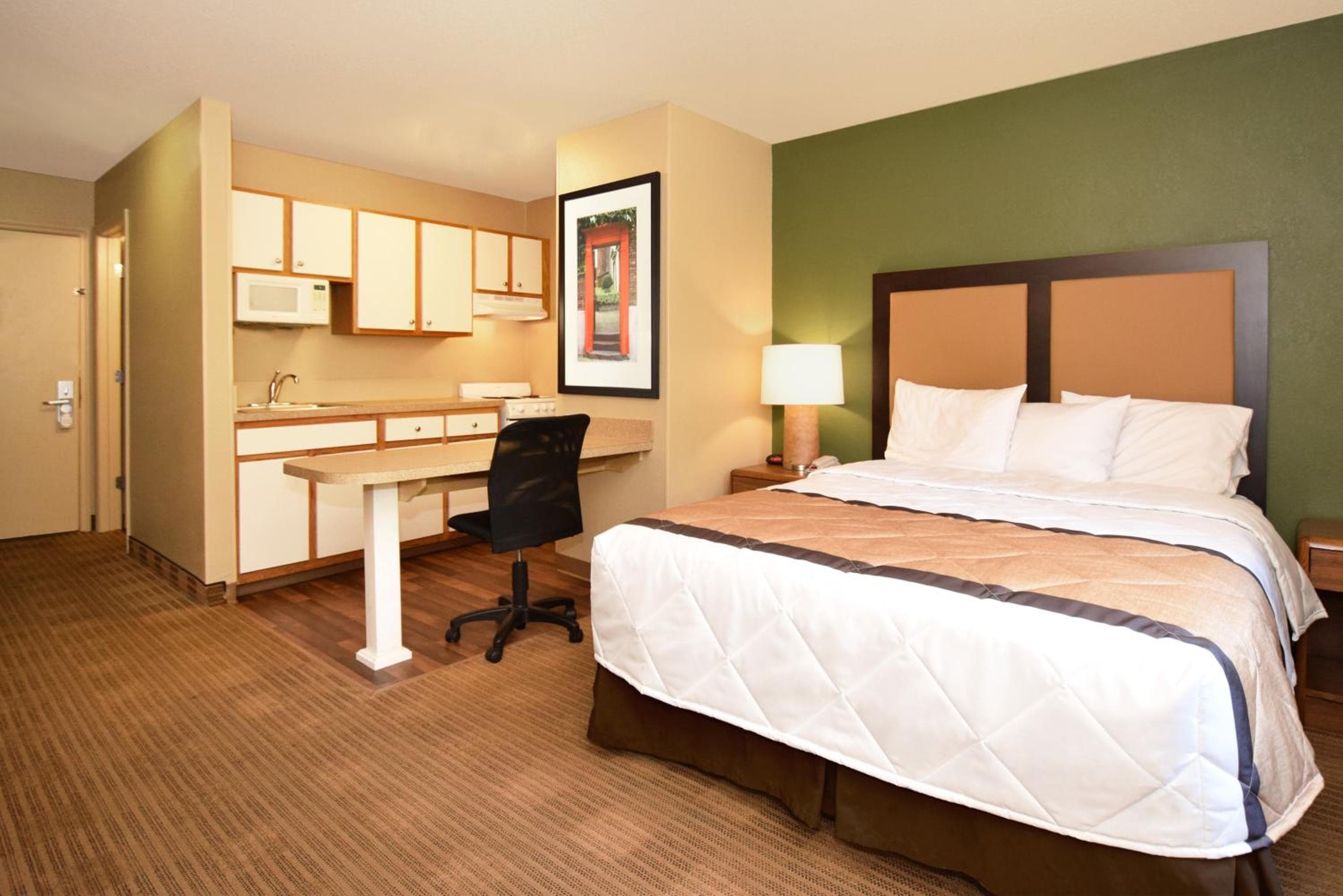 Hawthorn Extended Stay by Wyndham Bedford - Dallas, Bedford, photo 4