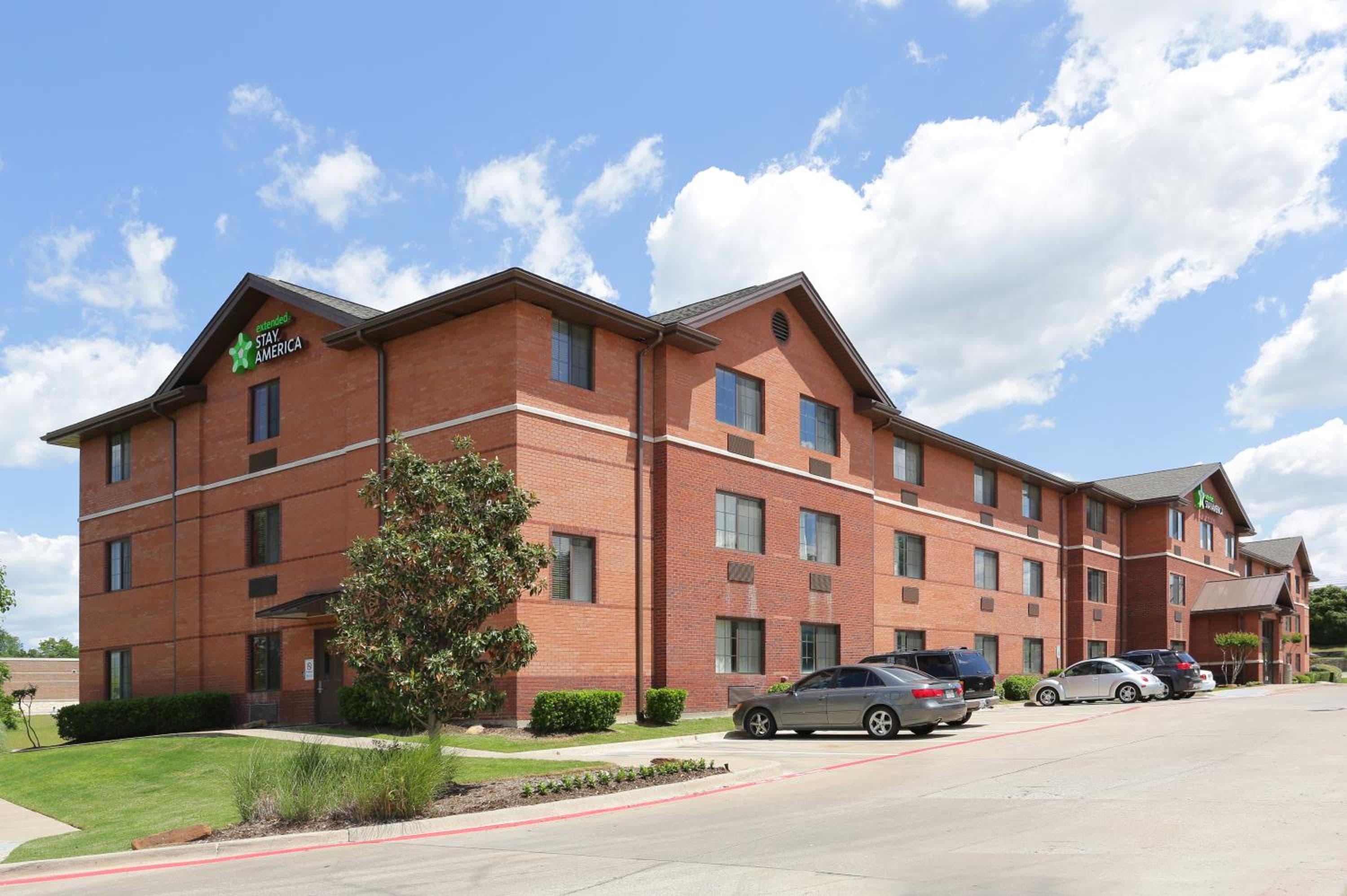 Hawthorn Extended Stay by Wyndham Bedford - Dallas, Bedford