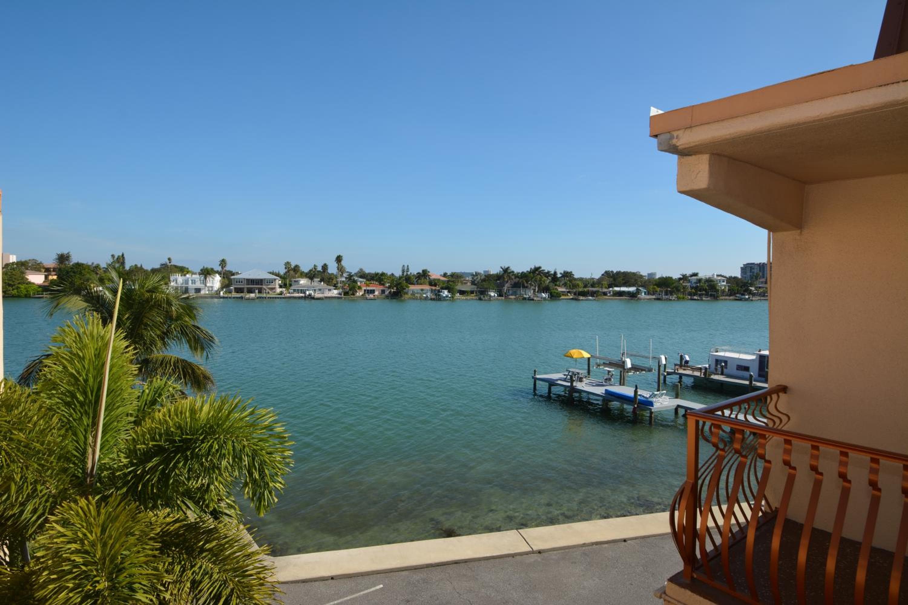 Westwinds Waterfront Resort, St Pete Beach, photo 2