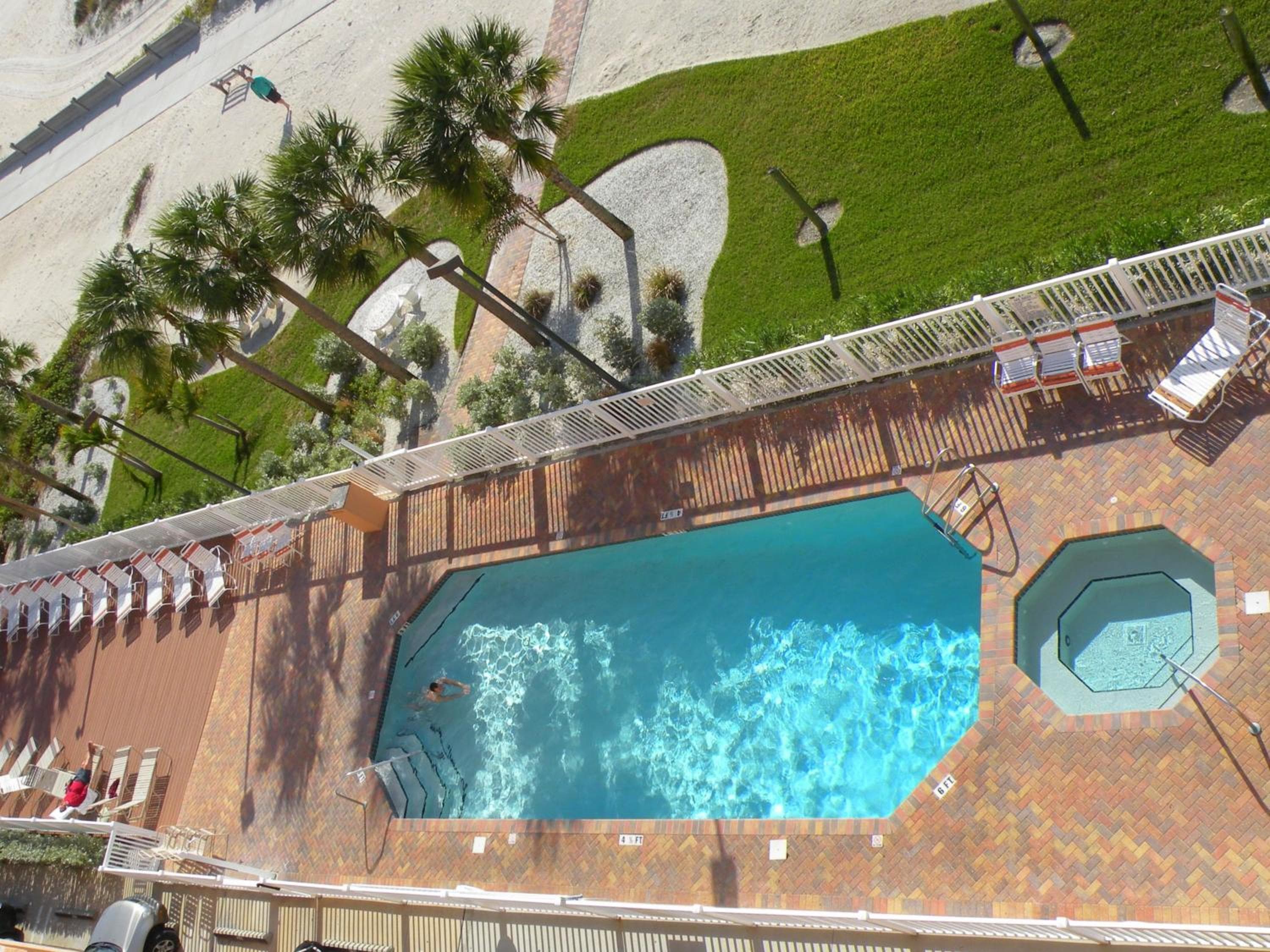 Surf Beach Treasure Island Resort, St Pete Beach, photo 5