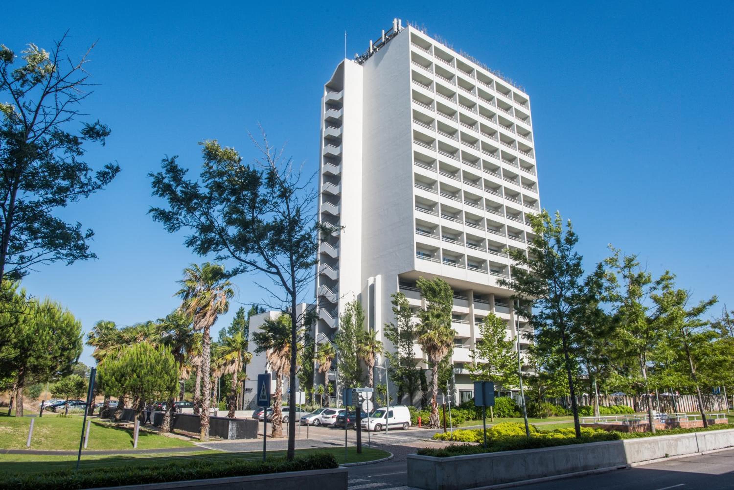 The Pearl Troia, Troia