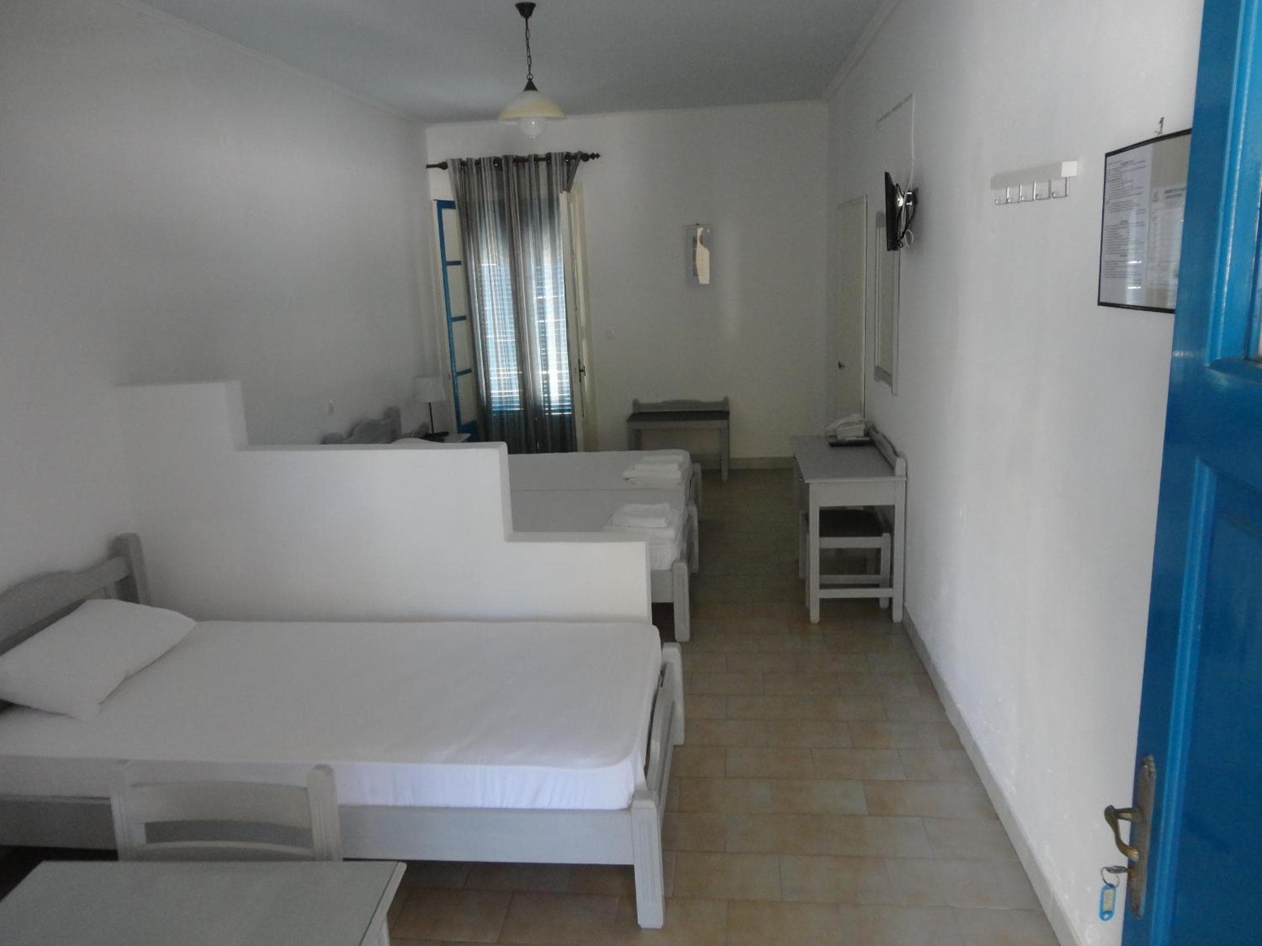 Lianos Hotel Apartments, Spetses, photo 3
