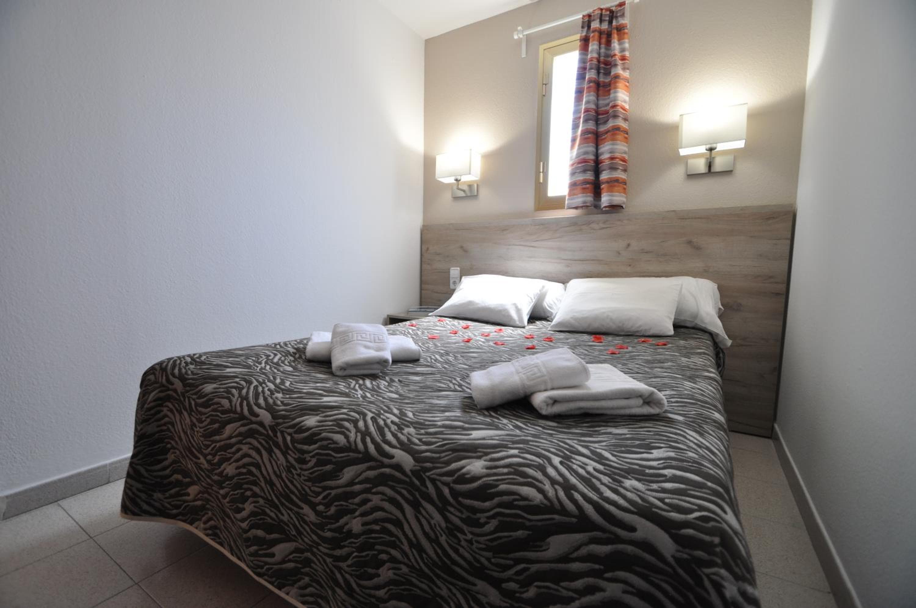 Aparthotel Safari, Calella