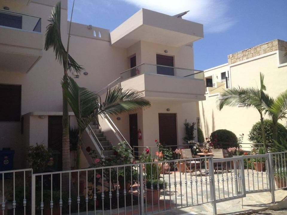 Building at Kallitsakis Beach